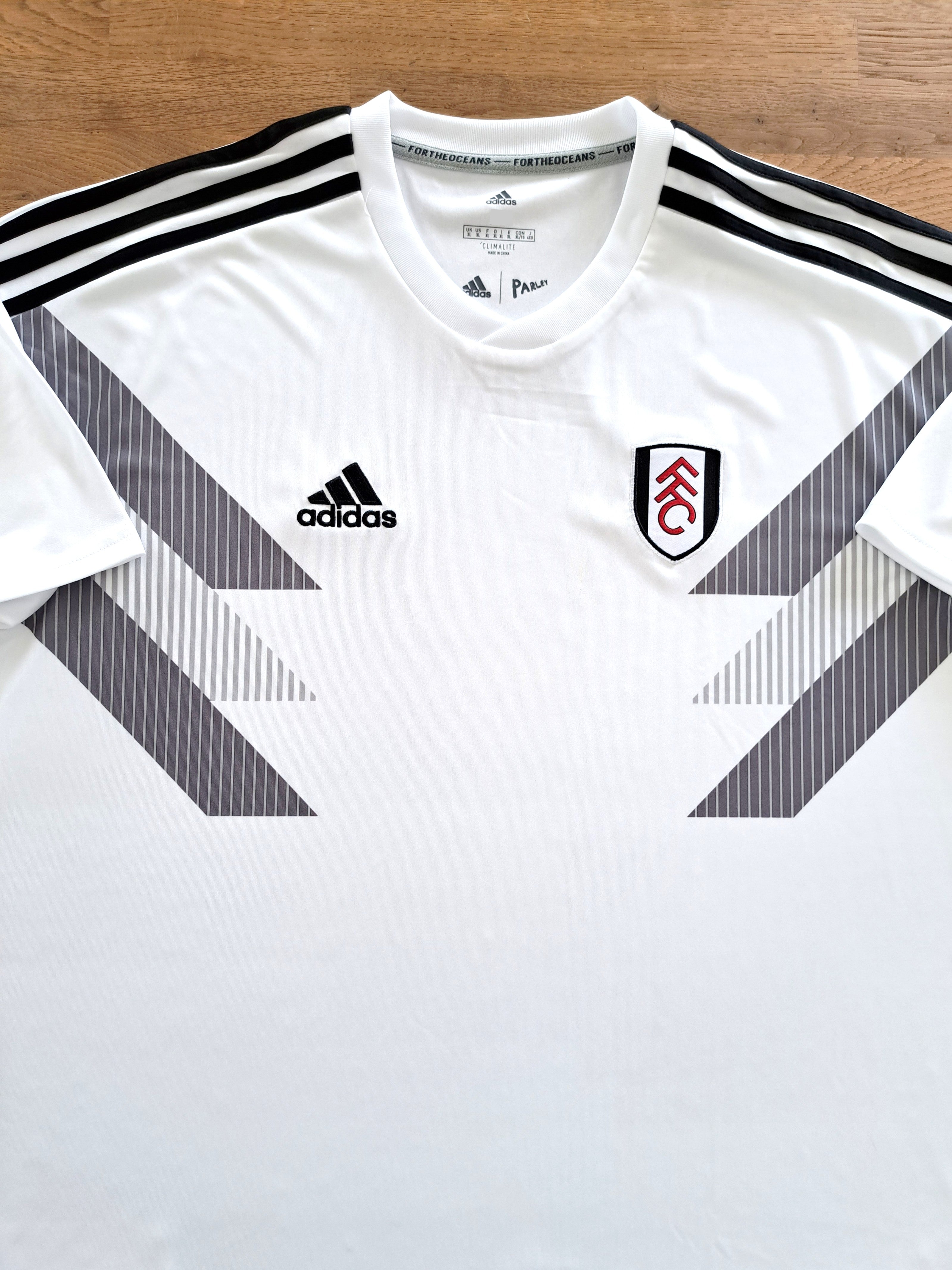 2018/19 Fulham Warm-Up Football Shirt