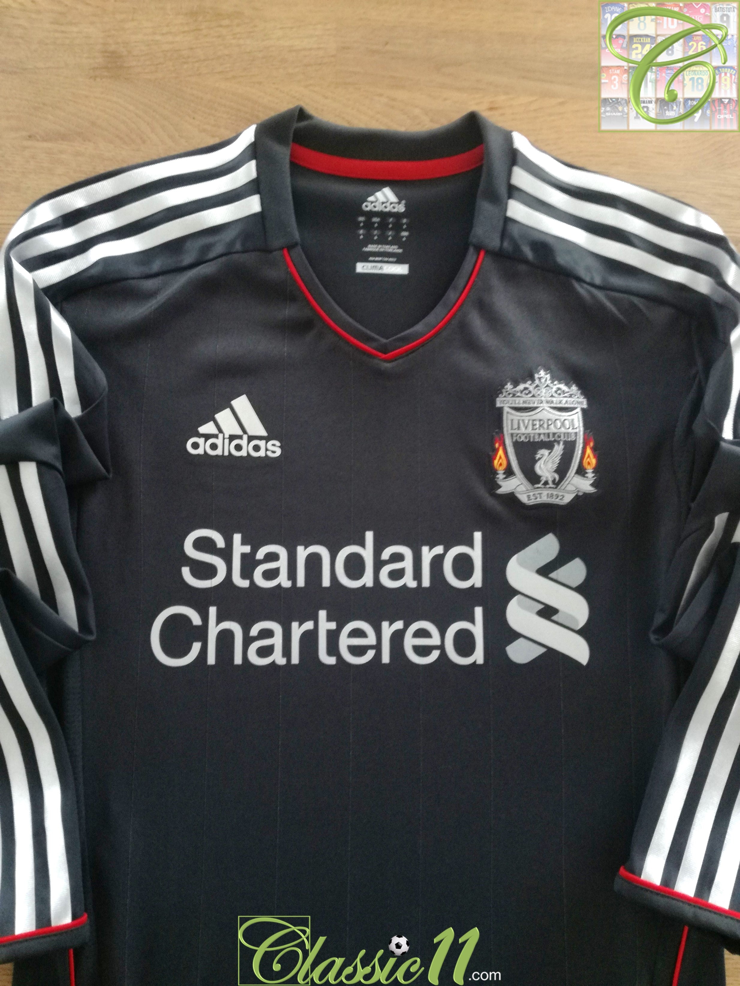 2011/12 Liverpool Away TechFit Football Shirt. (M) (6)