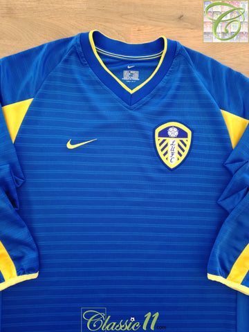 2001/02 Leeds United Away Football Shirt. (S)