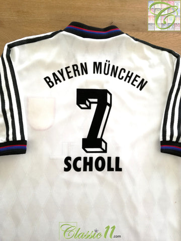 1996/97 Bayern Munich Away Football Shirt Scholl #7