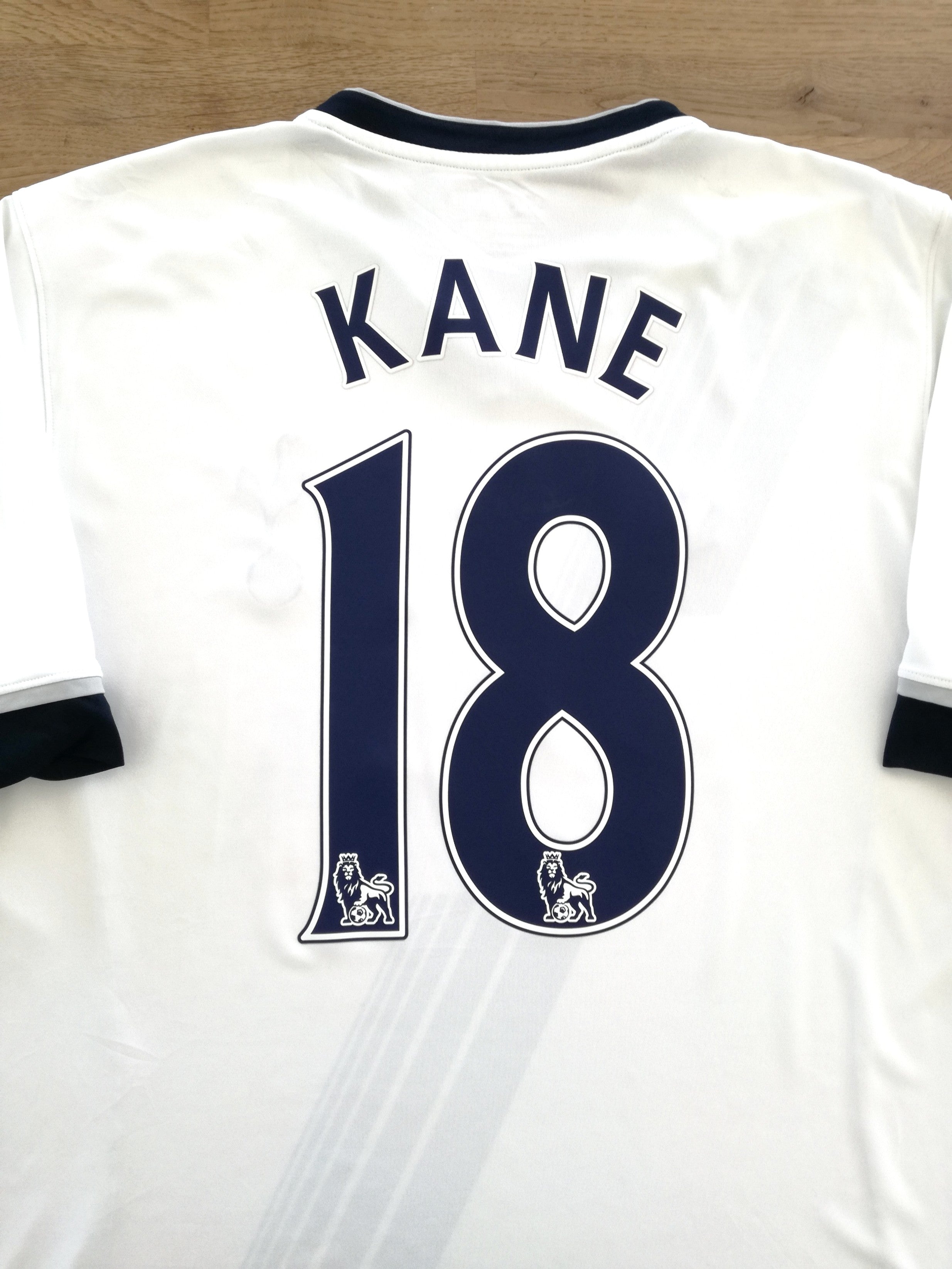 2015/16 Tottenham Home Premier League Football Shirt Kane #18