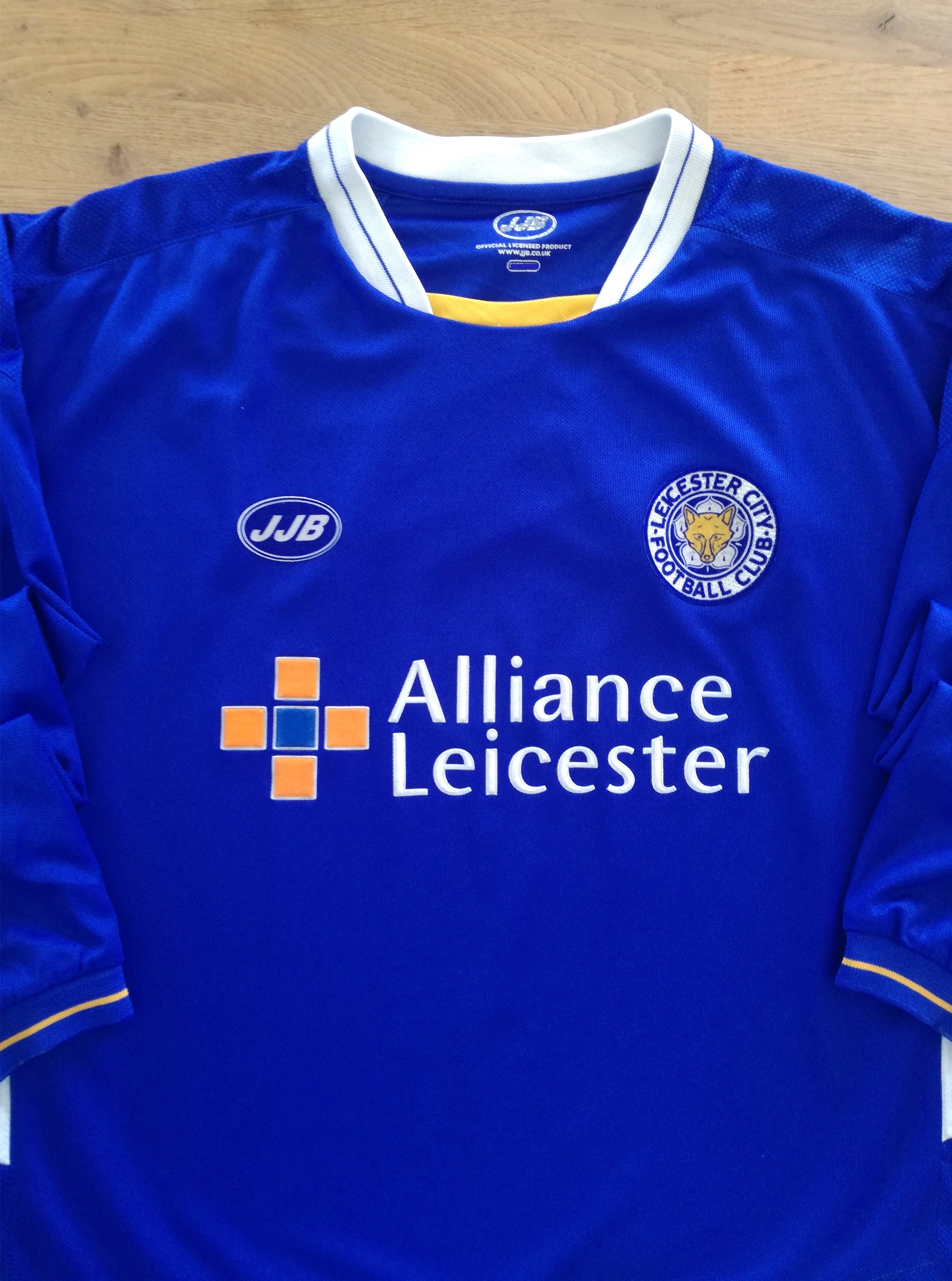2005/06 Leicester City Home Long Sleeve Football Shirt