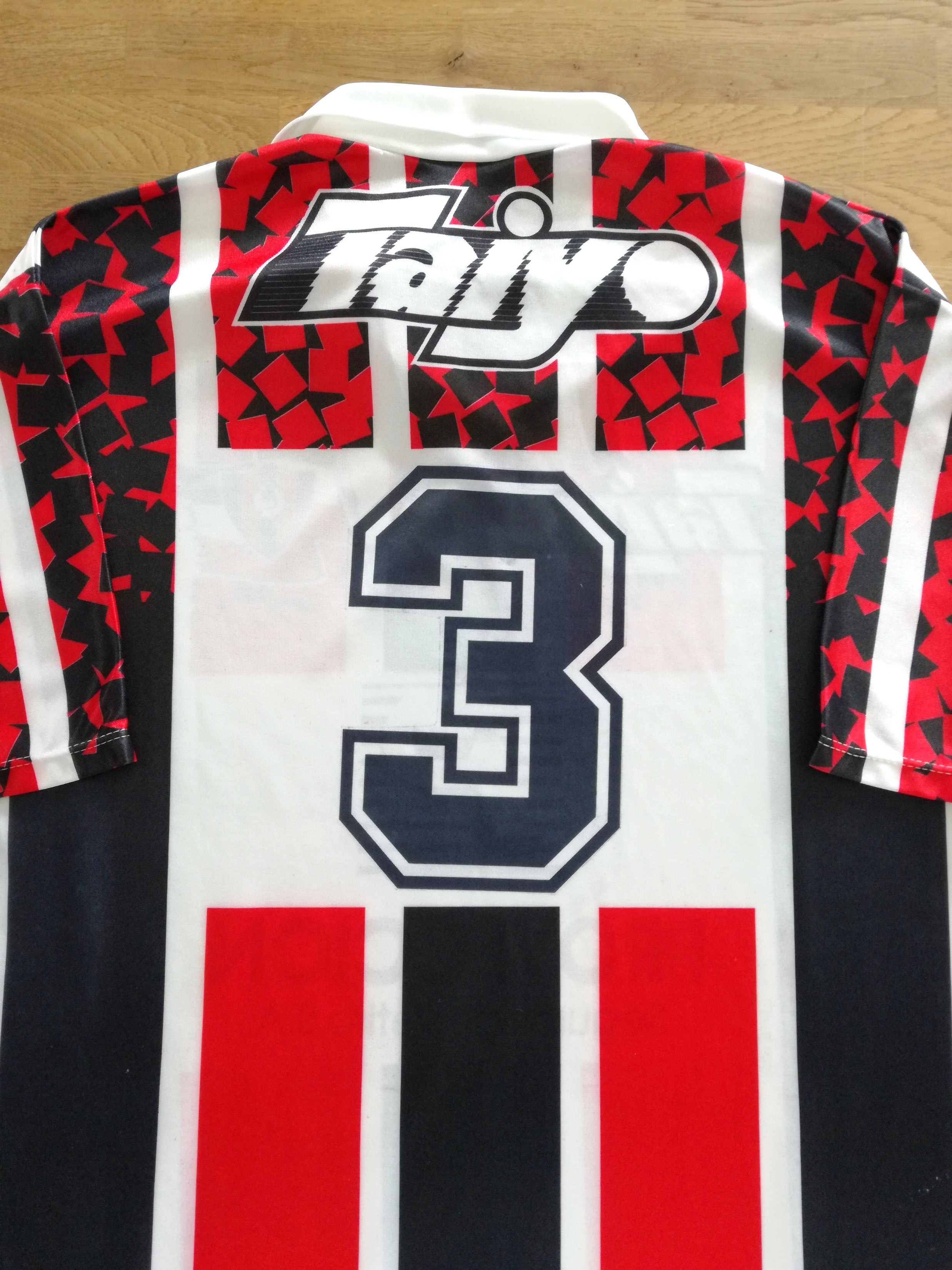 1993 Chacarita Juniors Home Football Shirt #3