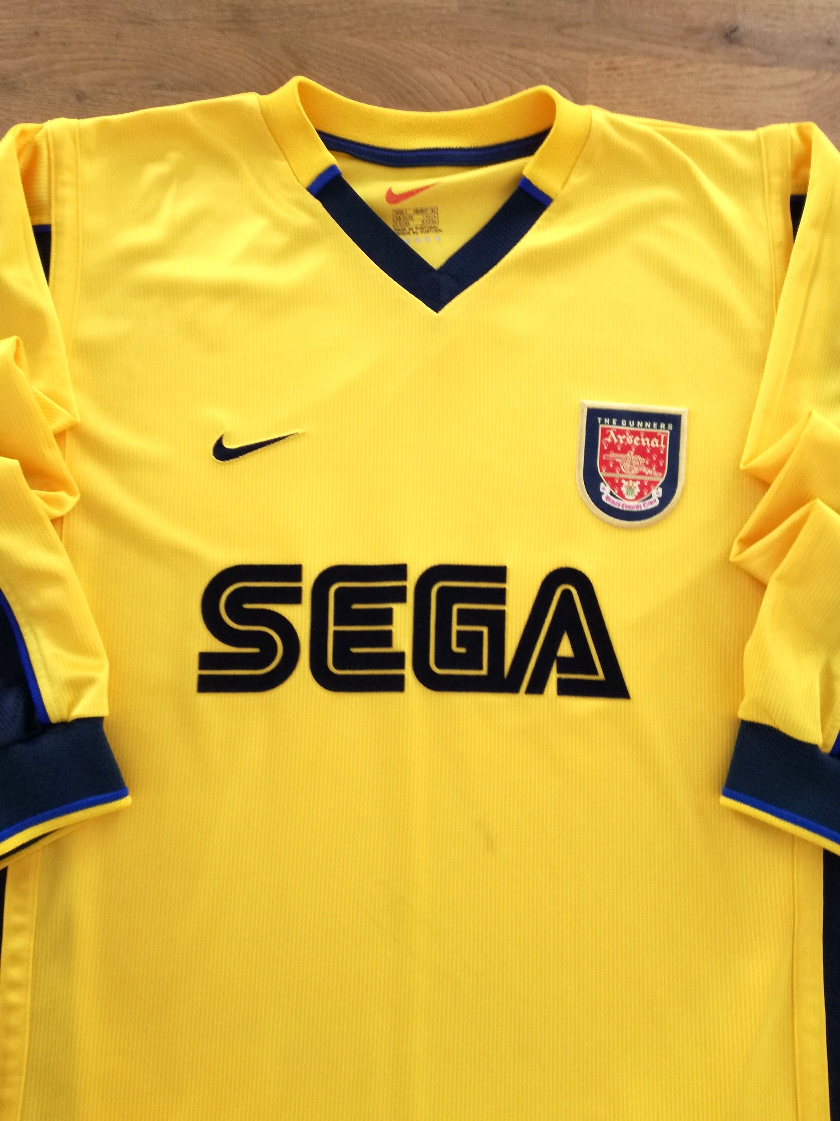 1999/00 Arsenal Away Long Sleeve Football Shirt