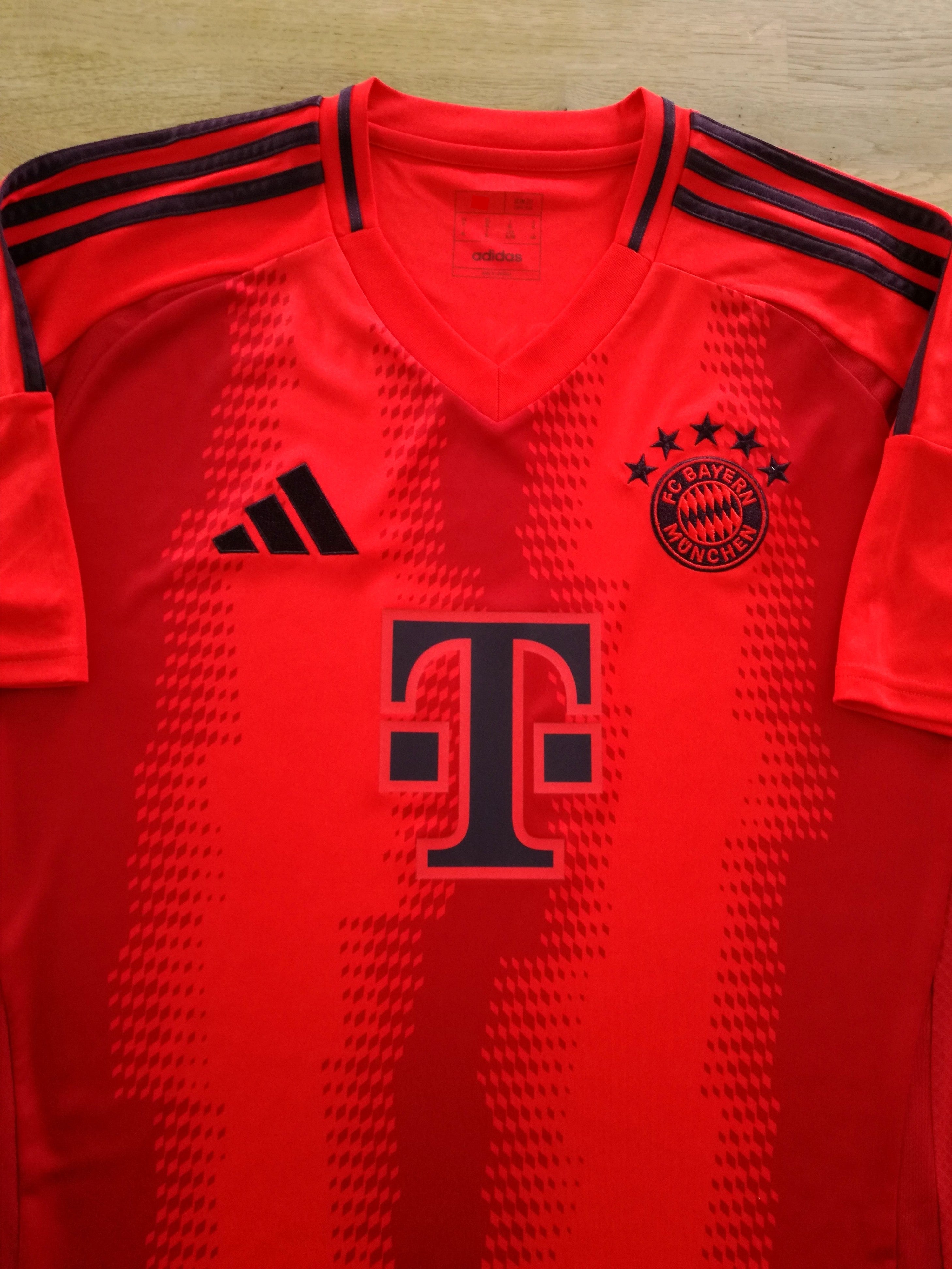 2024/25 Bayern Munich Home Football Shirt