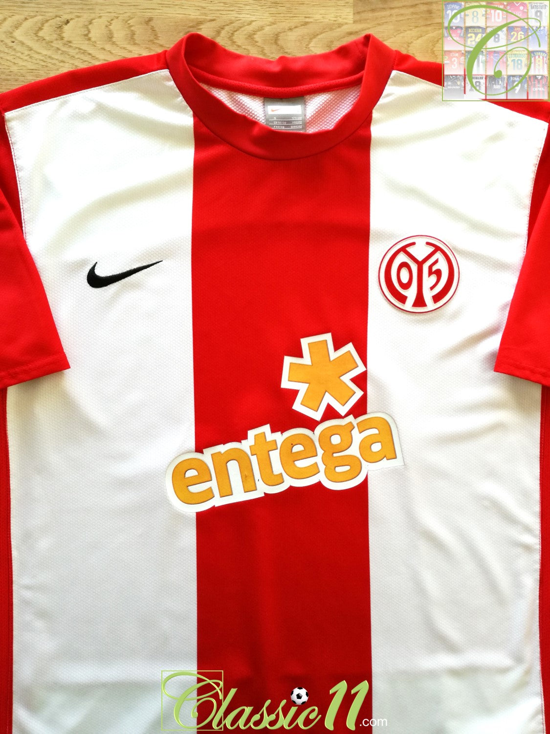 2009/10 FSV Mainz Home Football Shirt (S)