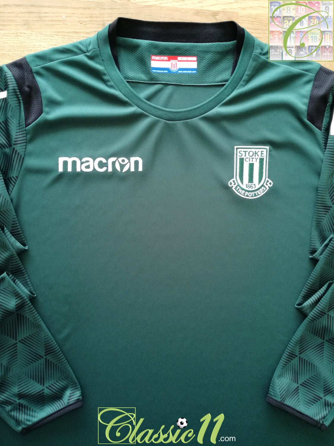 2018/19 Stoke City Goalkeeper Football Shirt