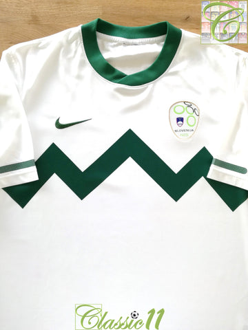 2010/11 Slovenia Home Football Shirt (B)