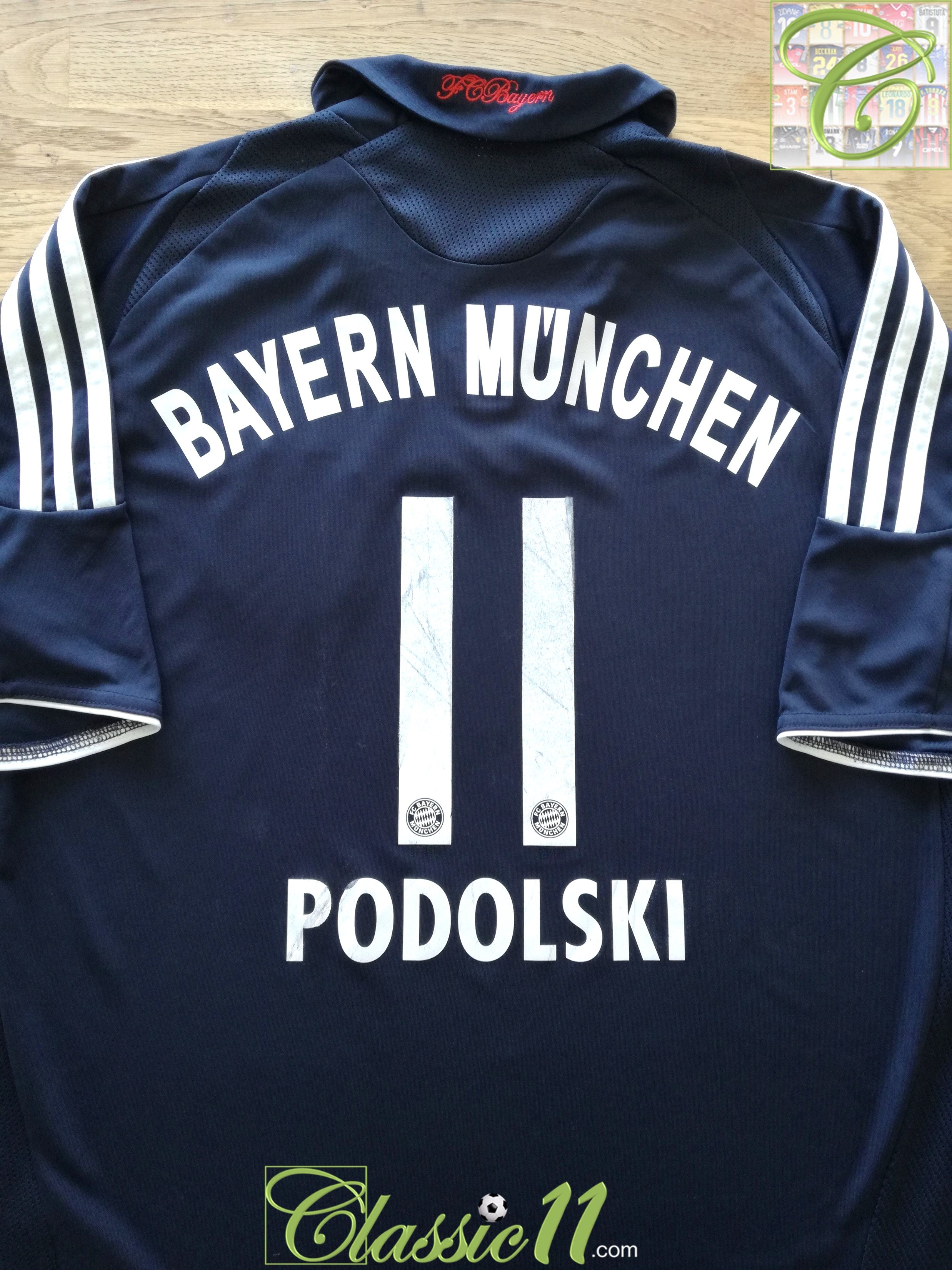 2008/09 Bayern Munich Away Football Shirt Podolski #11 (Youth)