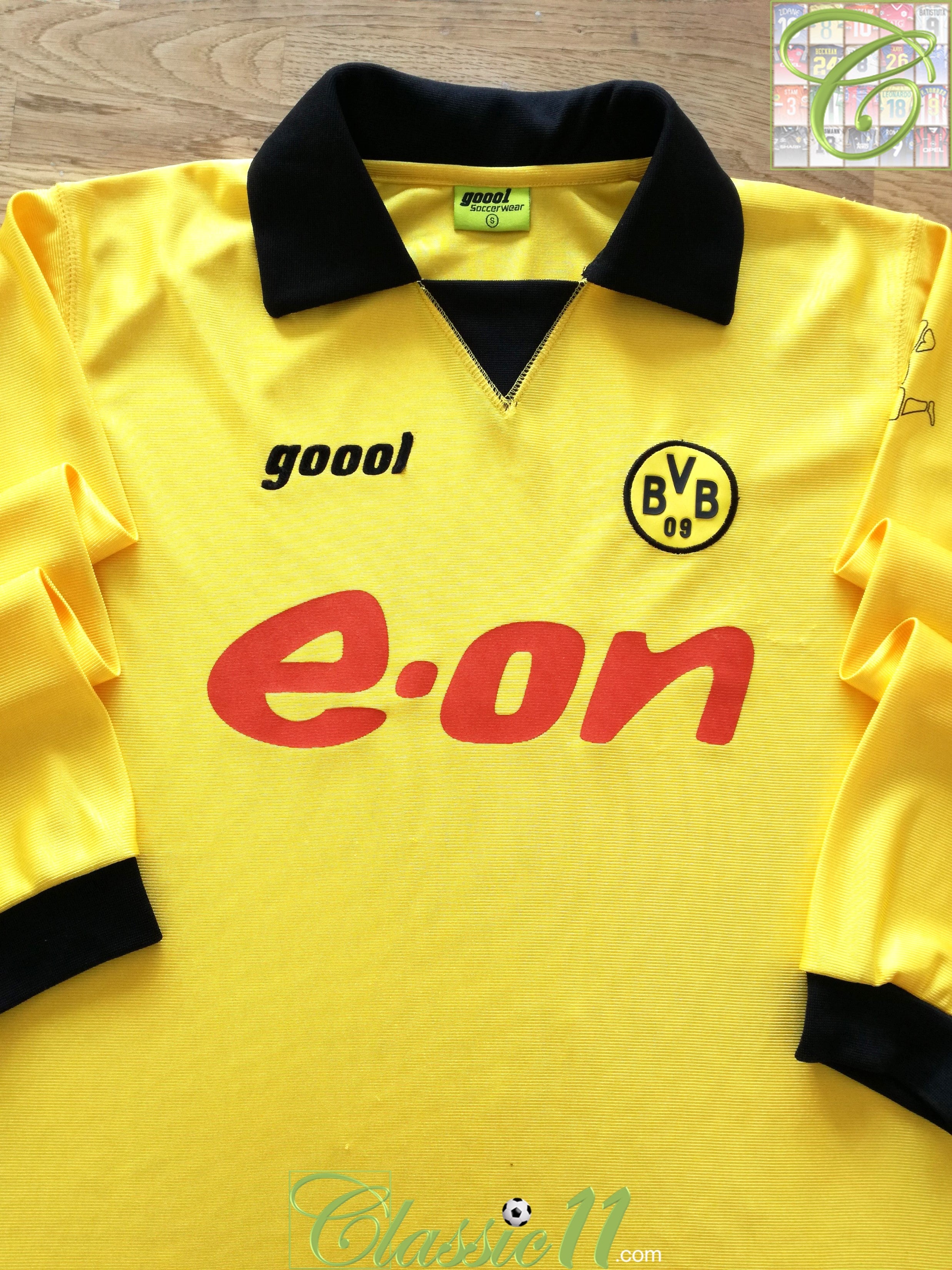 2003/04 Borussia Dortmund European Football Shirt. (S)