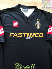 2001/02 Juventus Away Football Shirt (L)