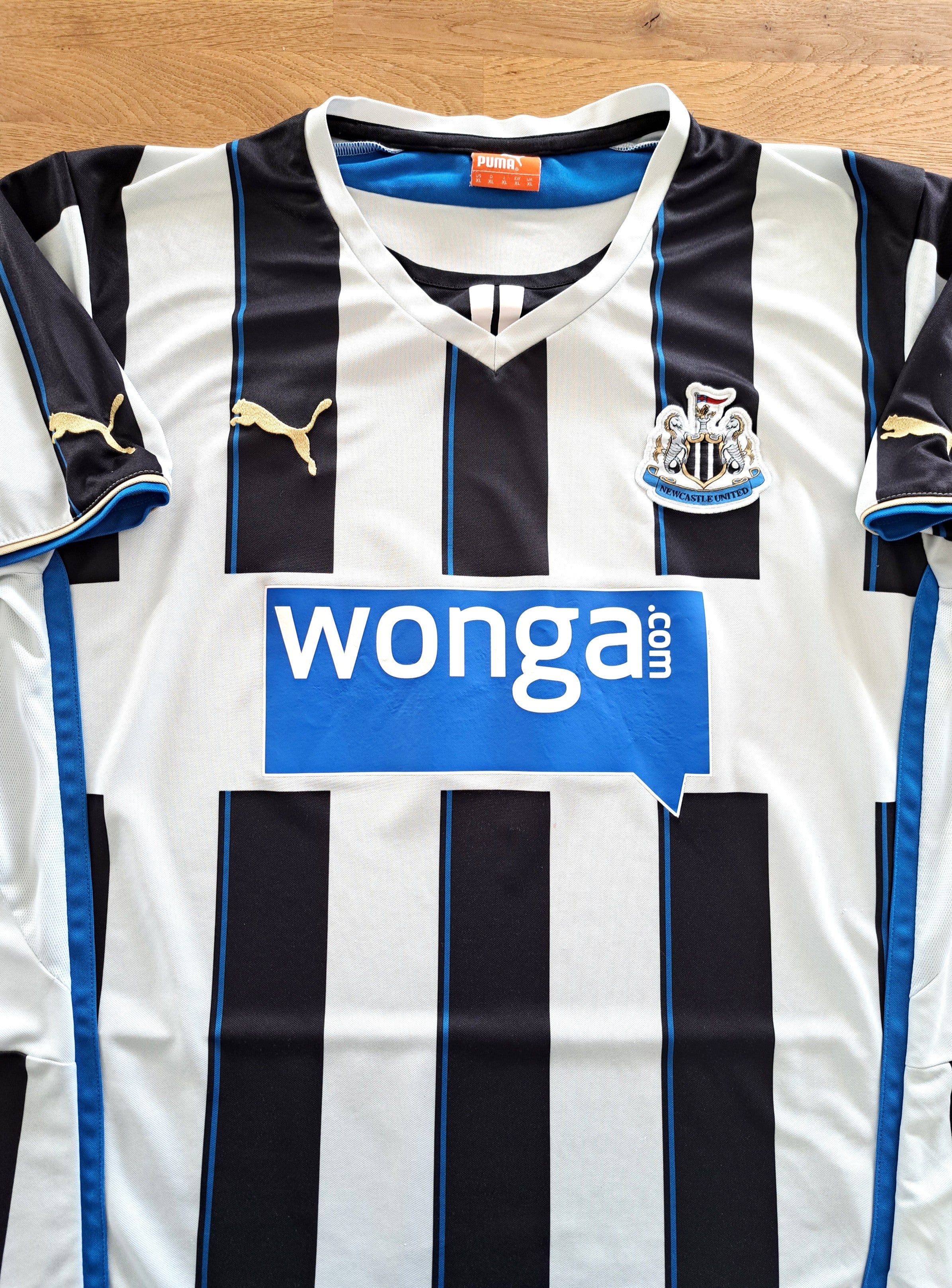 2013/14 Newcastle United Home Football Shirt