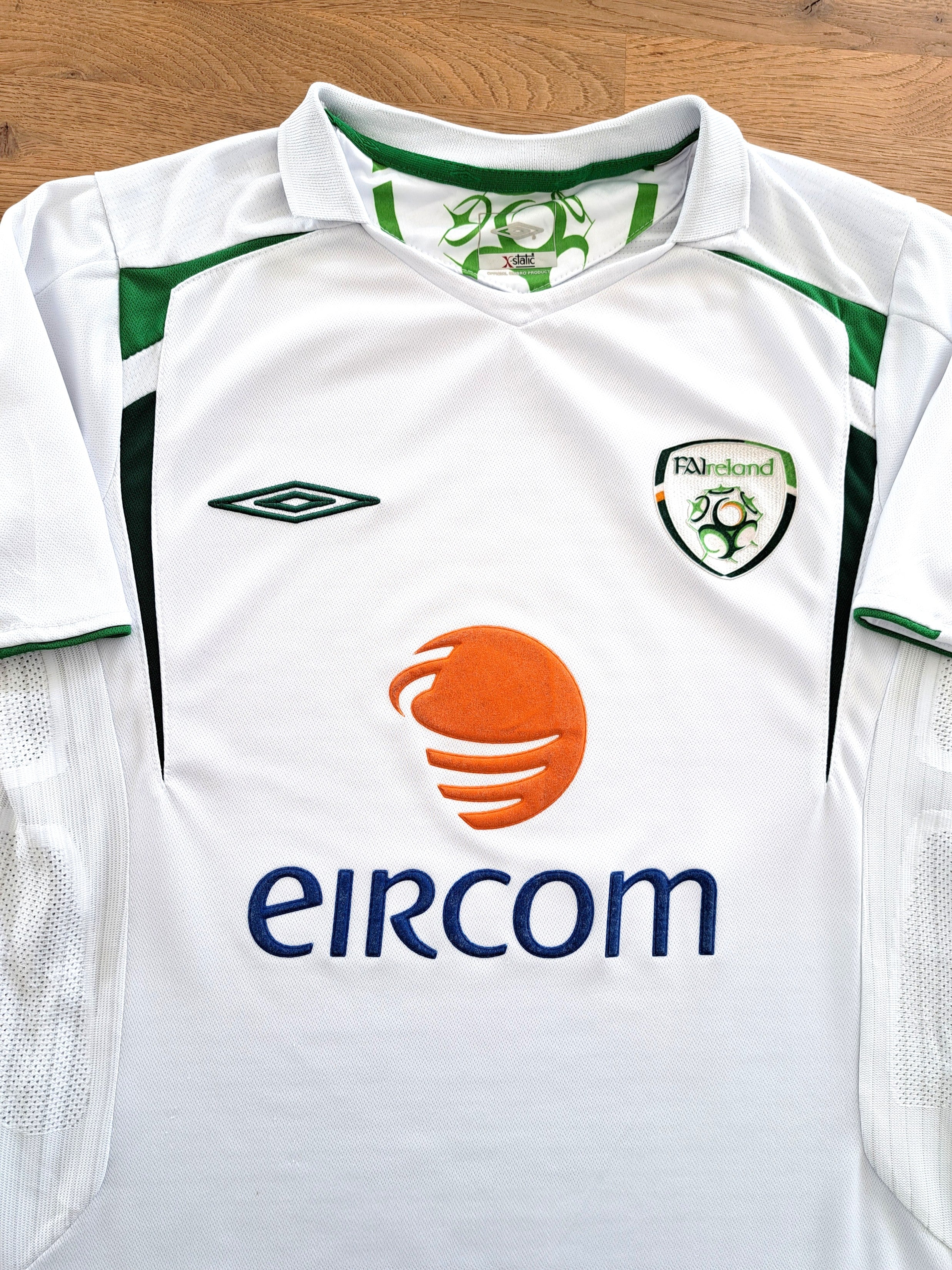 2005/06 Republic of Ireland Away Football Shirt