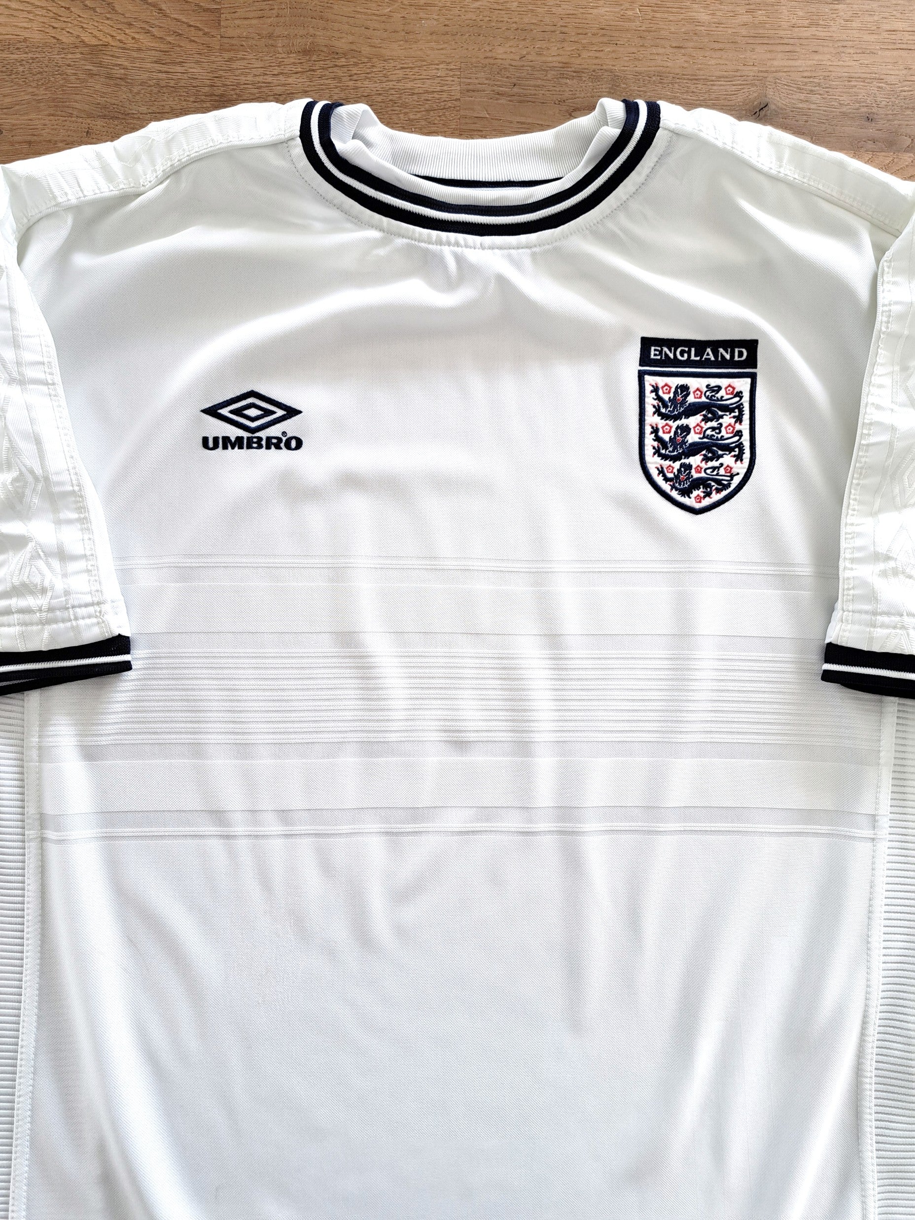 1999/00 England Home Football Shirt