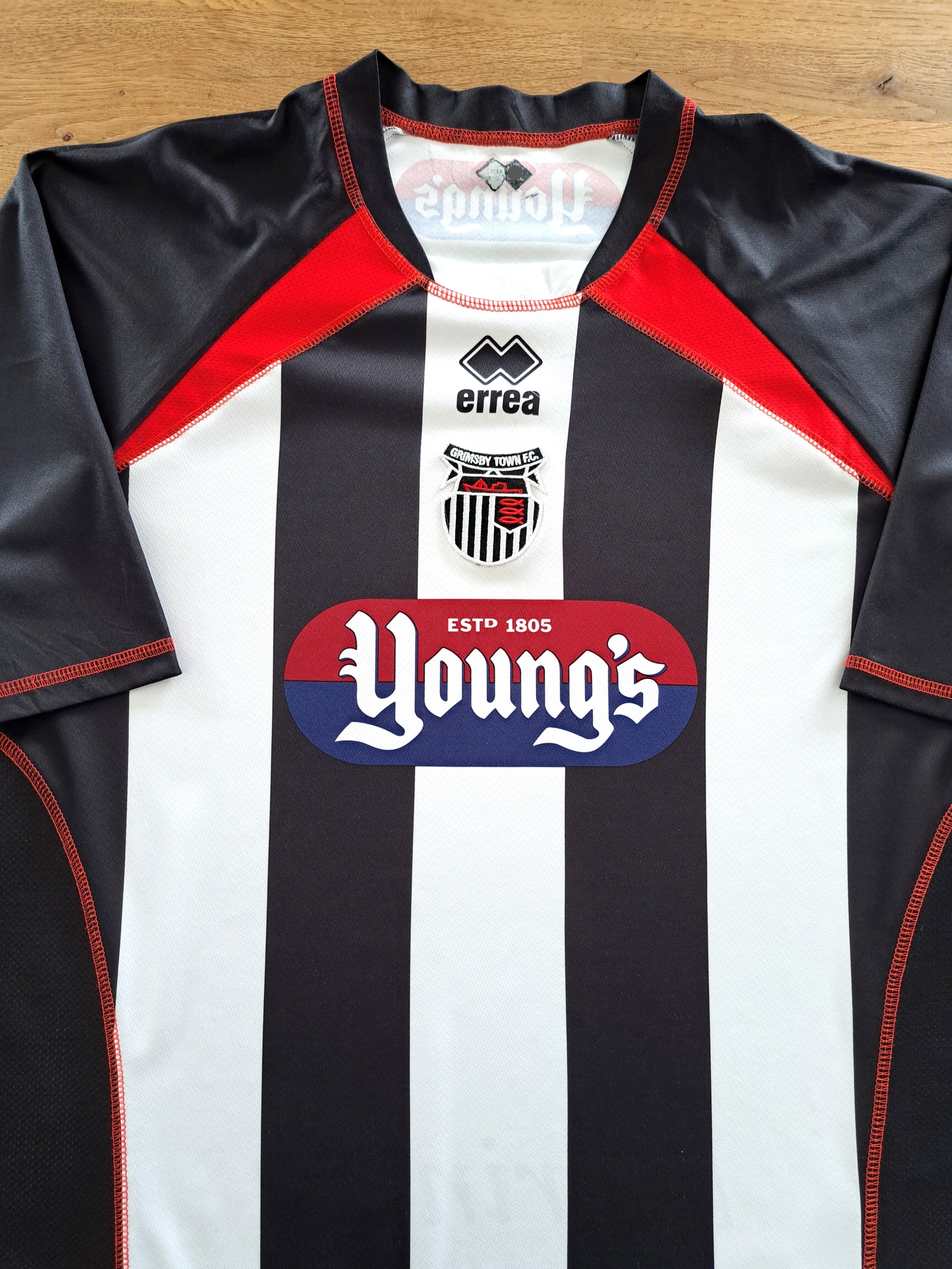 2008/09 Grimsby Town Home Football Shirt