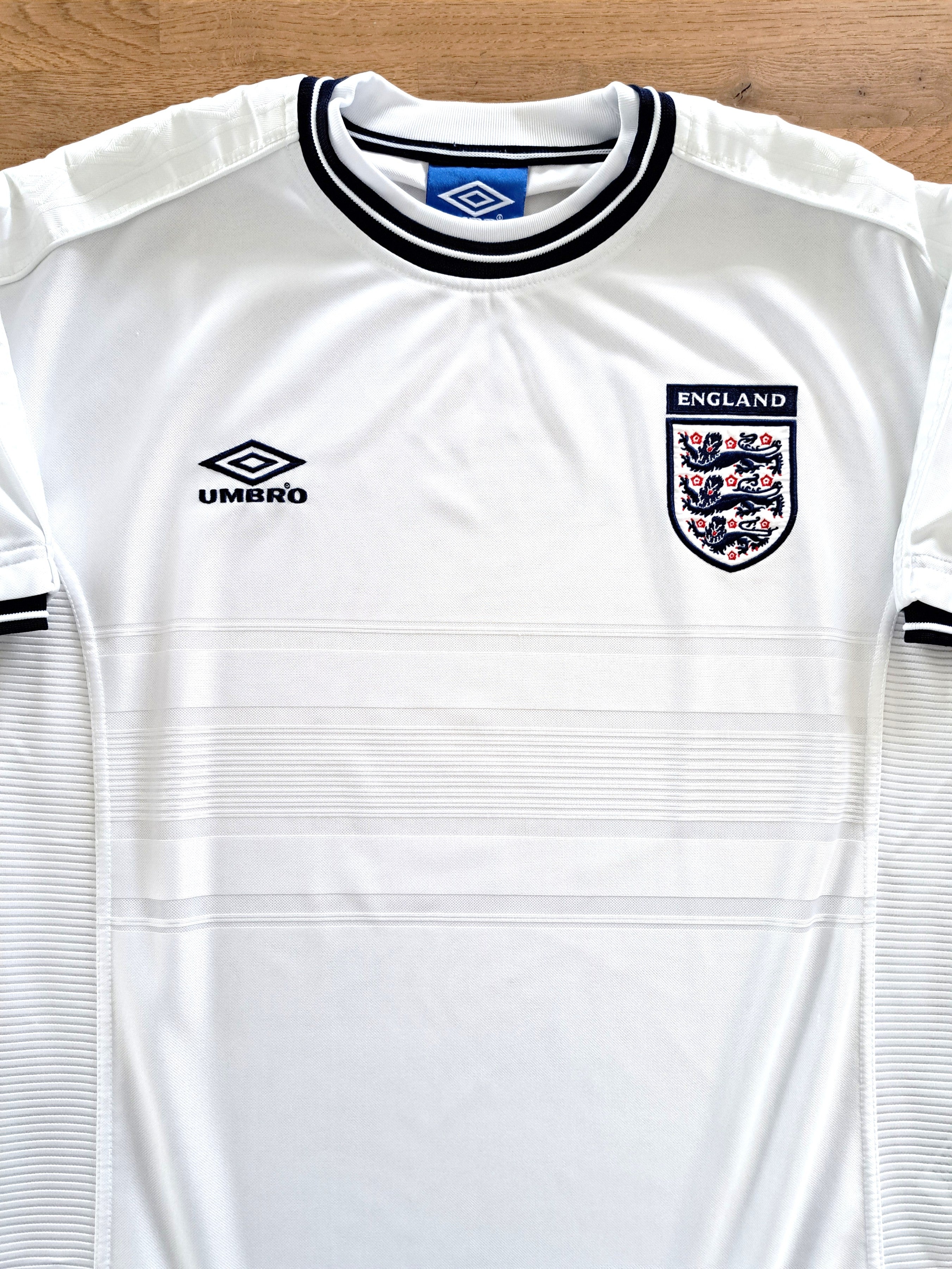1999/00 England Home Football Shirt