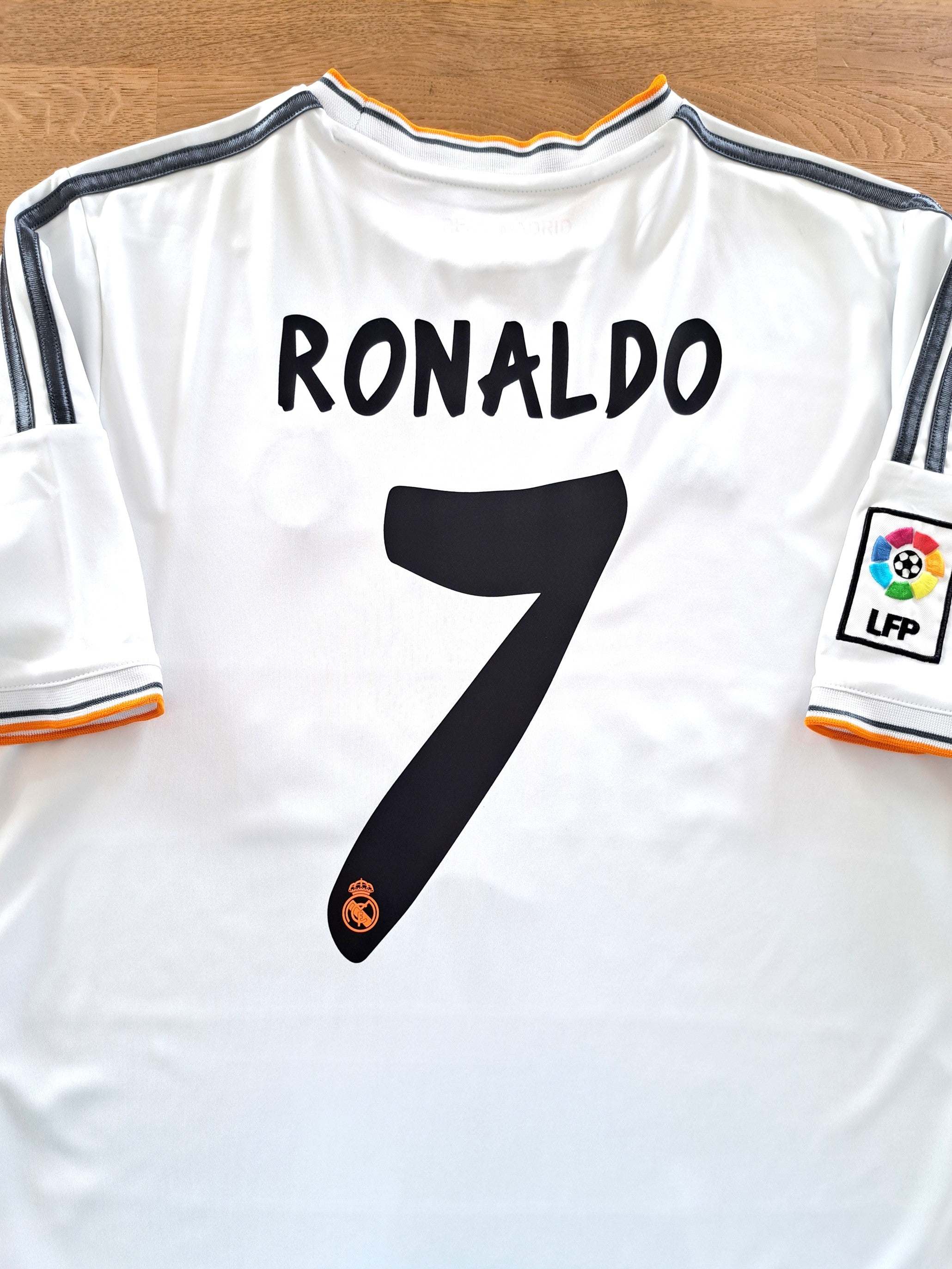 2013/14 Real Madrid Home La Liga Football Shirt Ronaldo #7