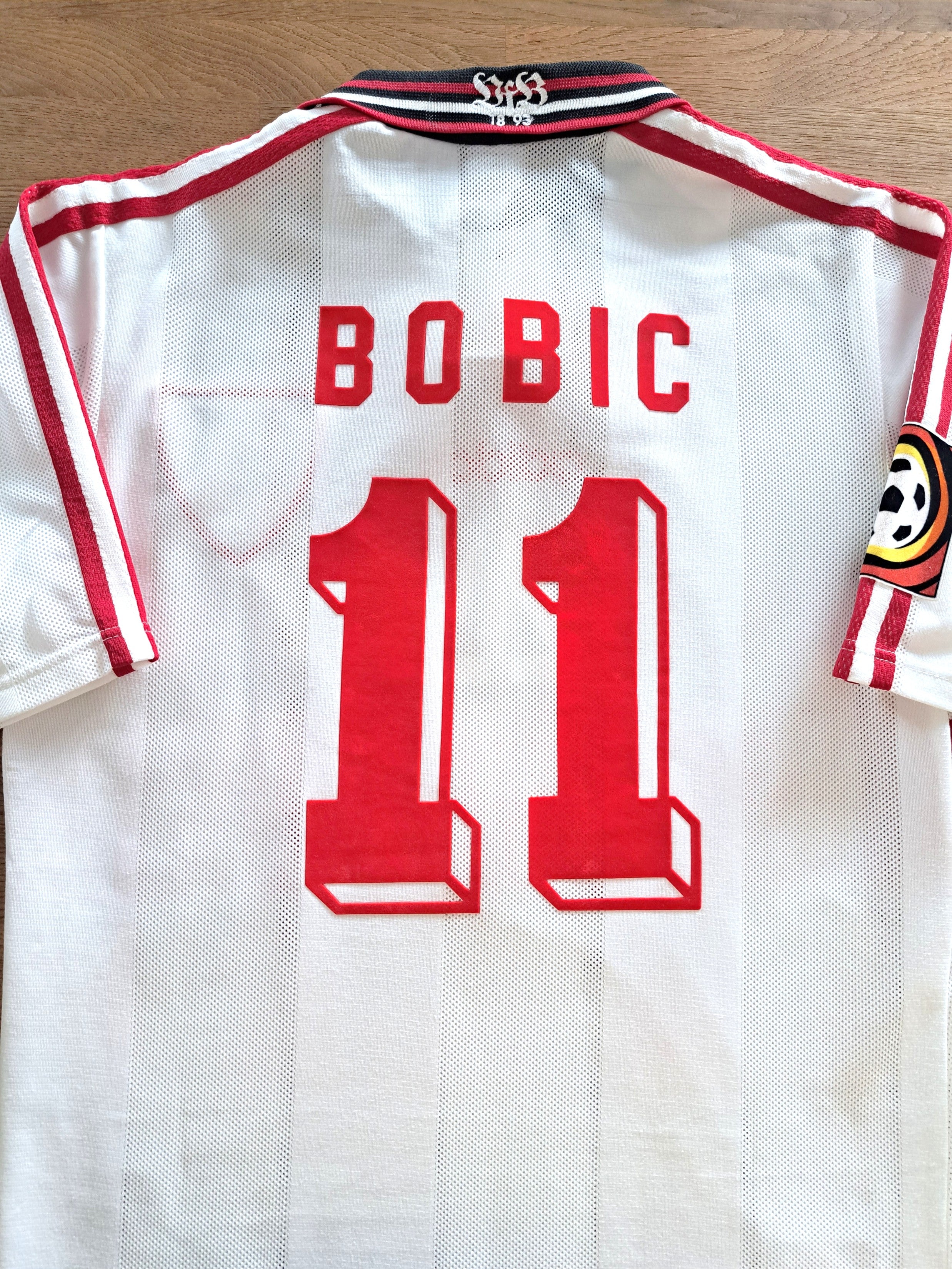 1997/98 Stuttgart Home Bundesliga Football Shirt Bobic #11