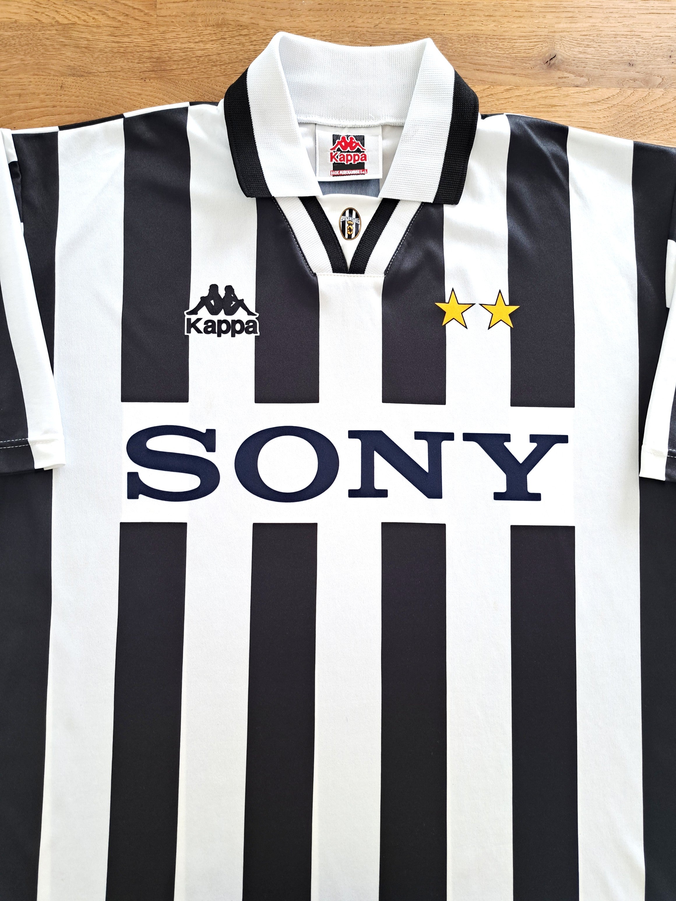 1995/96 Juventus Home Basic Football Shirt (XL)