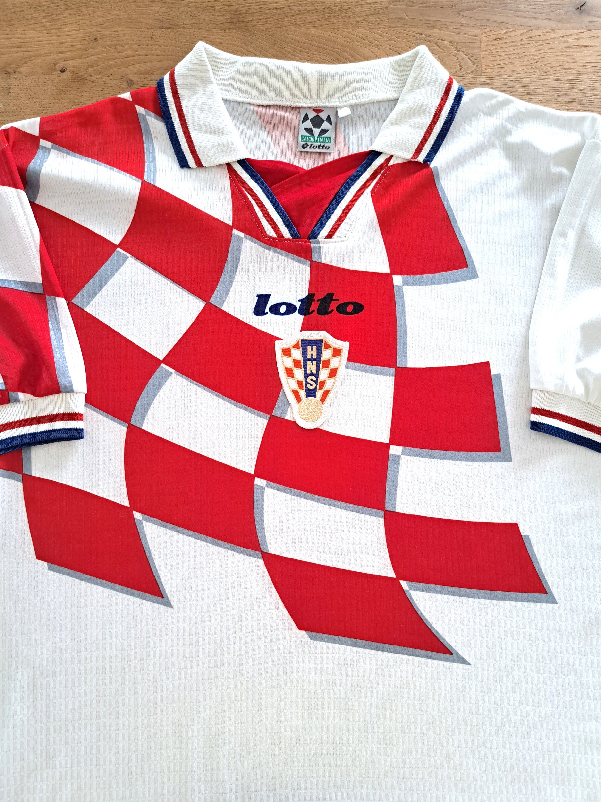 1998/99 Croatia Home Football Shirt