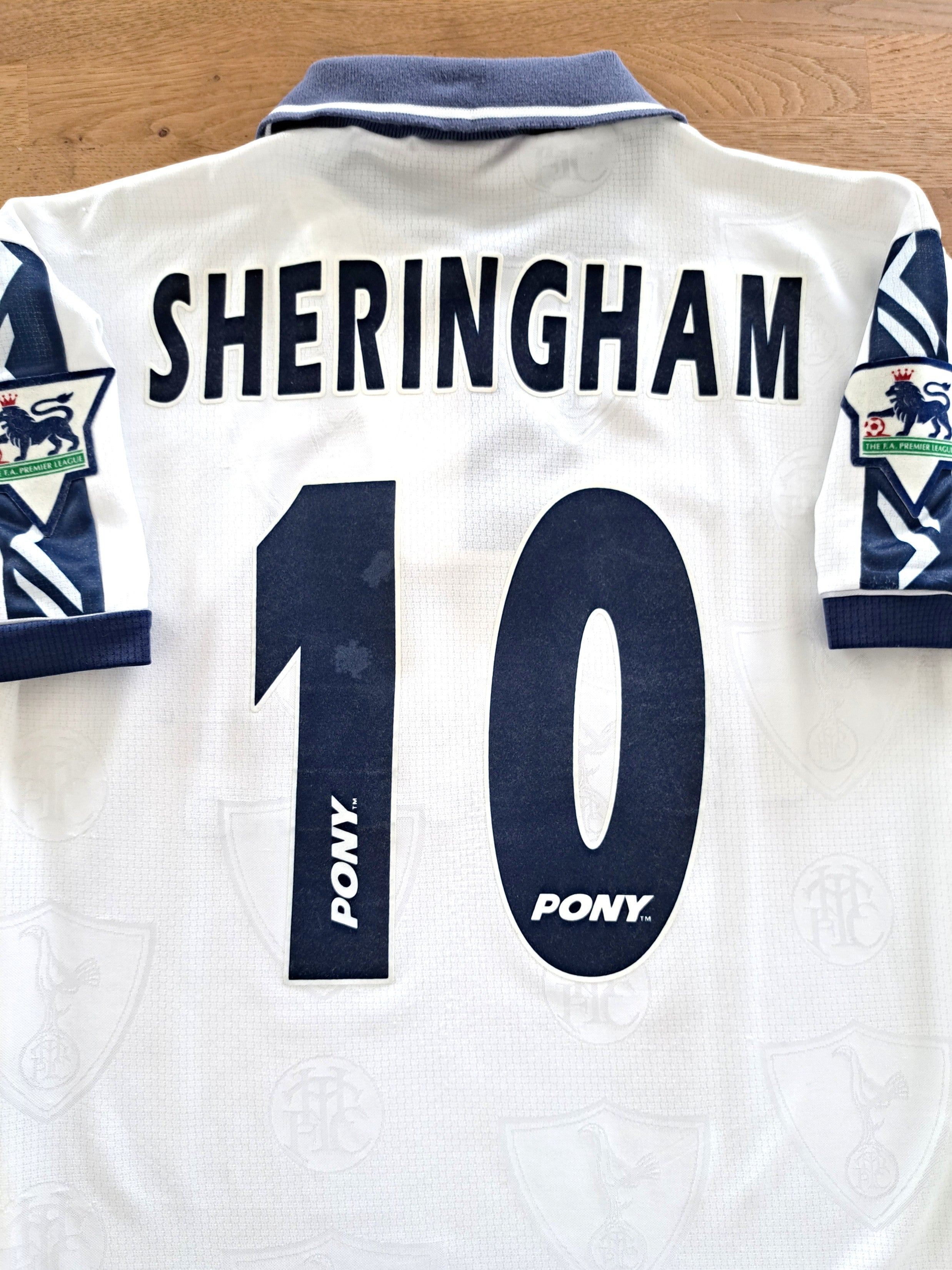 1995/96 Tottenham Home Premier League Football Shirt Sheringham #10