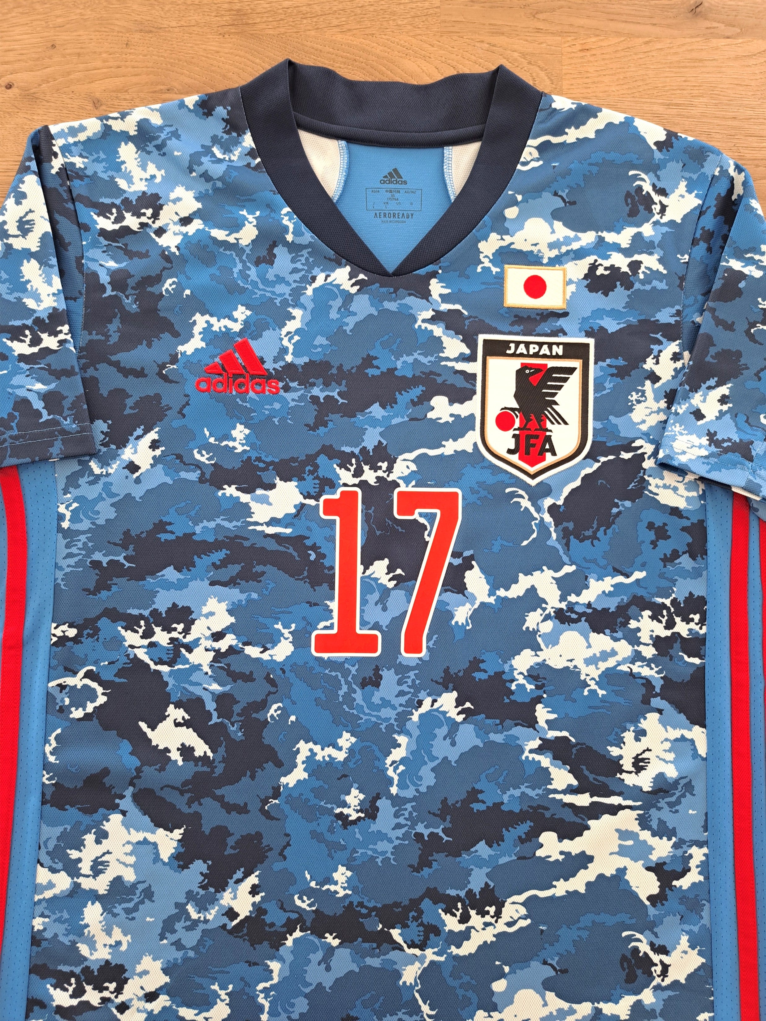 2020/21 Japan Home Football Shirt Kubo #17