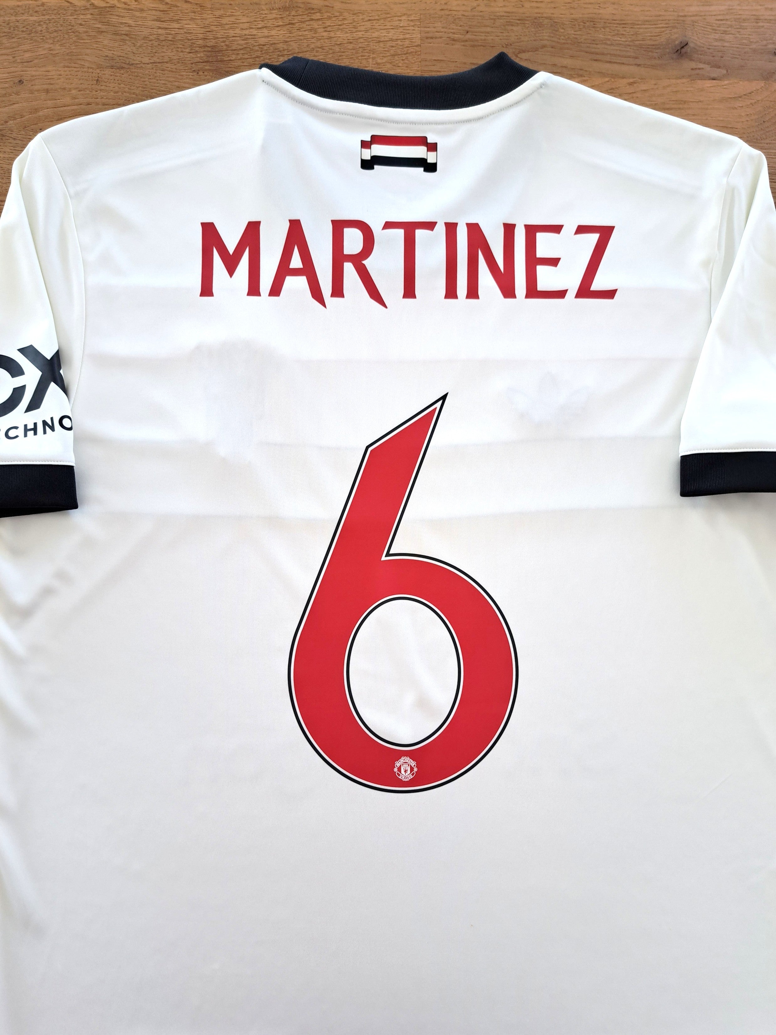 2024/25 Man Utd 3rd Football Shirt Martinez #6