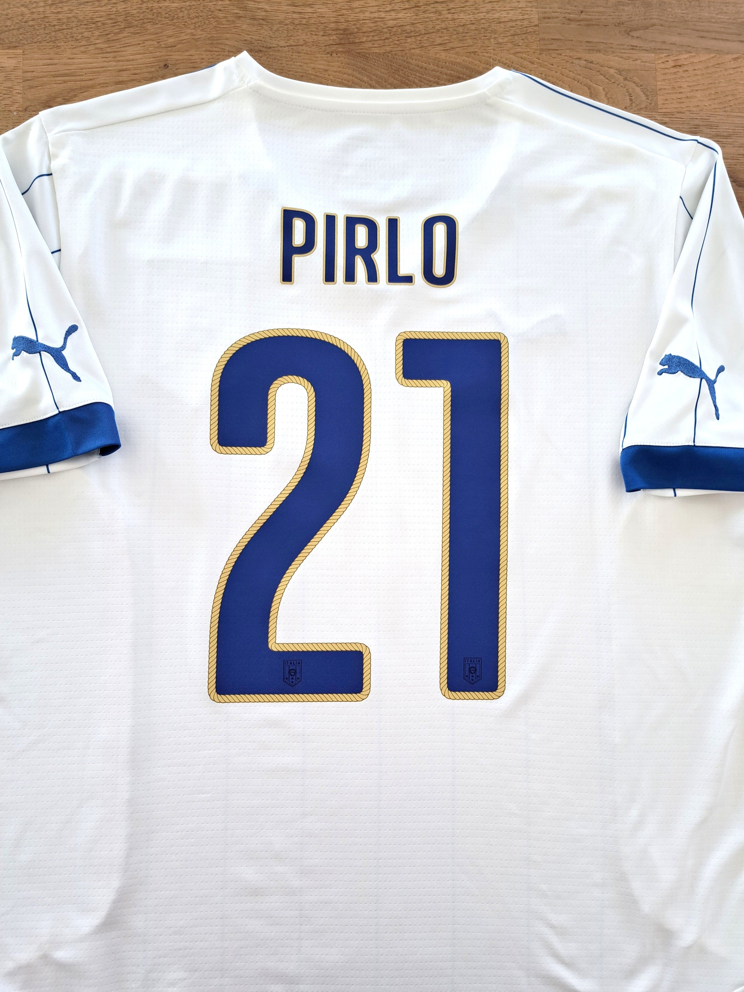2014/15 Italy Away Football Shirt Pirlo #21