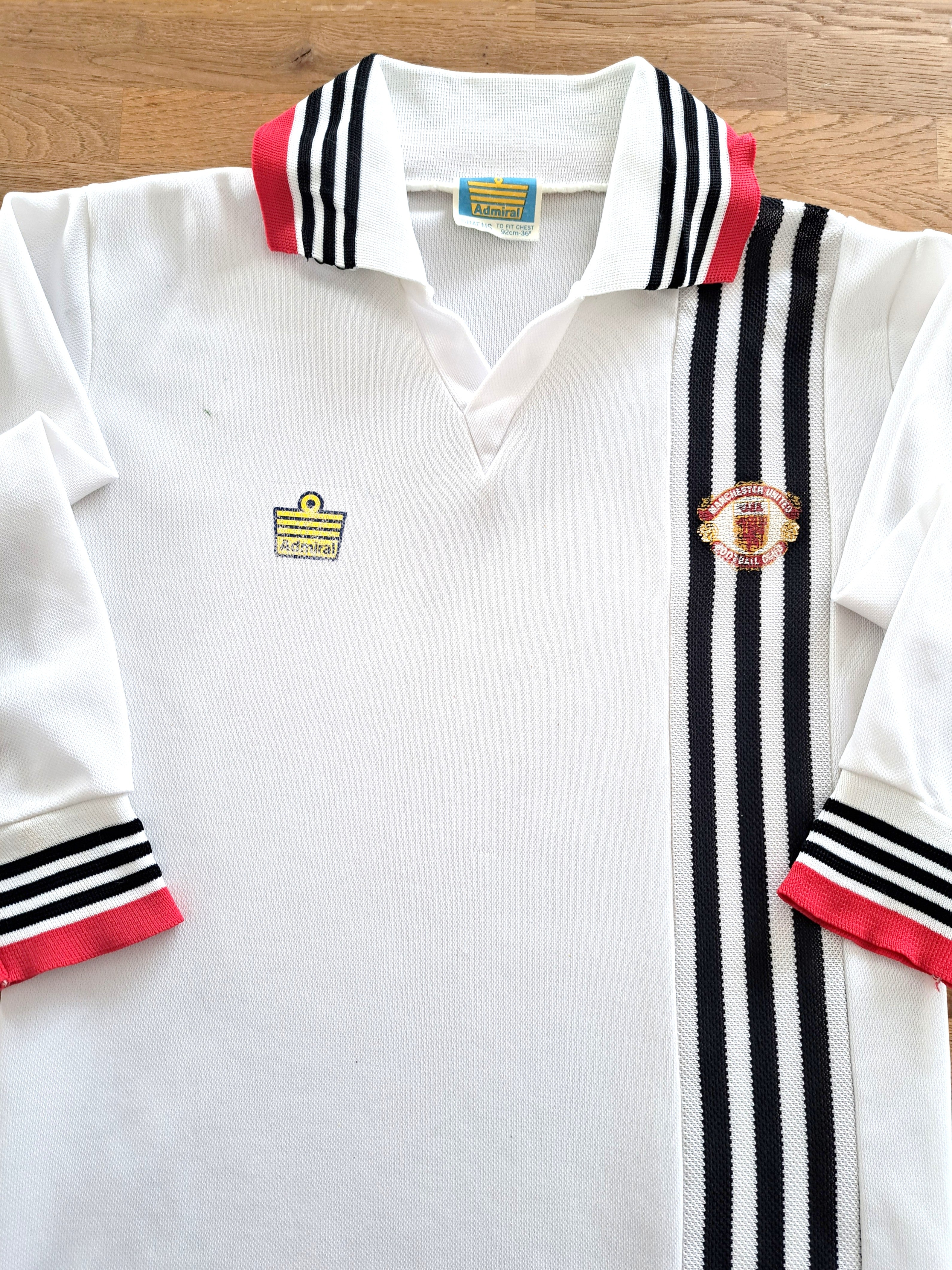1975/76 Man Utd Away Long Sleeve Football Shirt