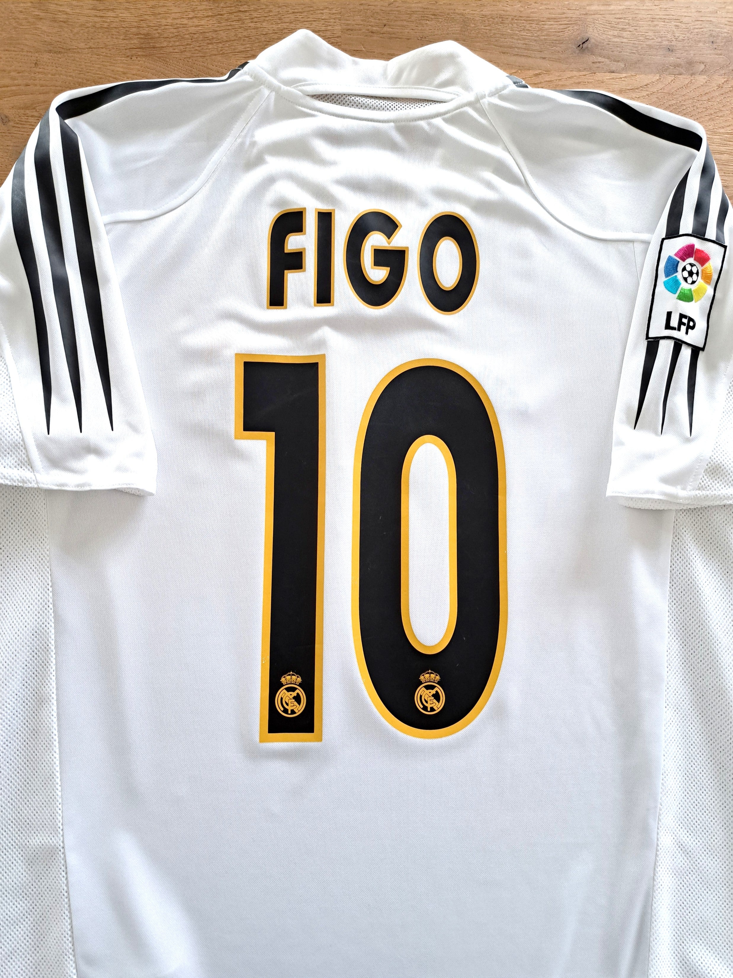 2004/05 Real Madrid Home La Liga Football Shirt Figo #10