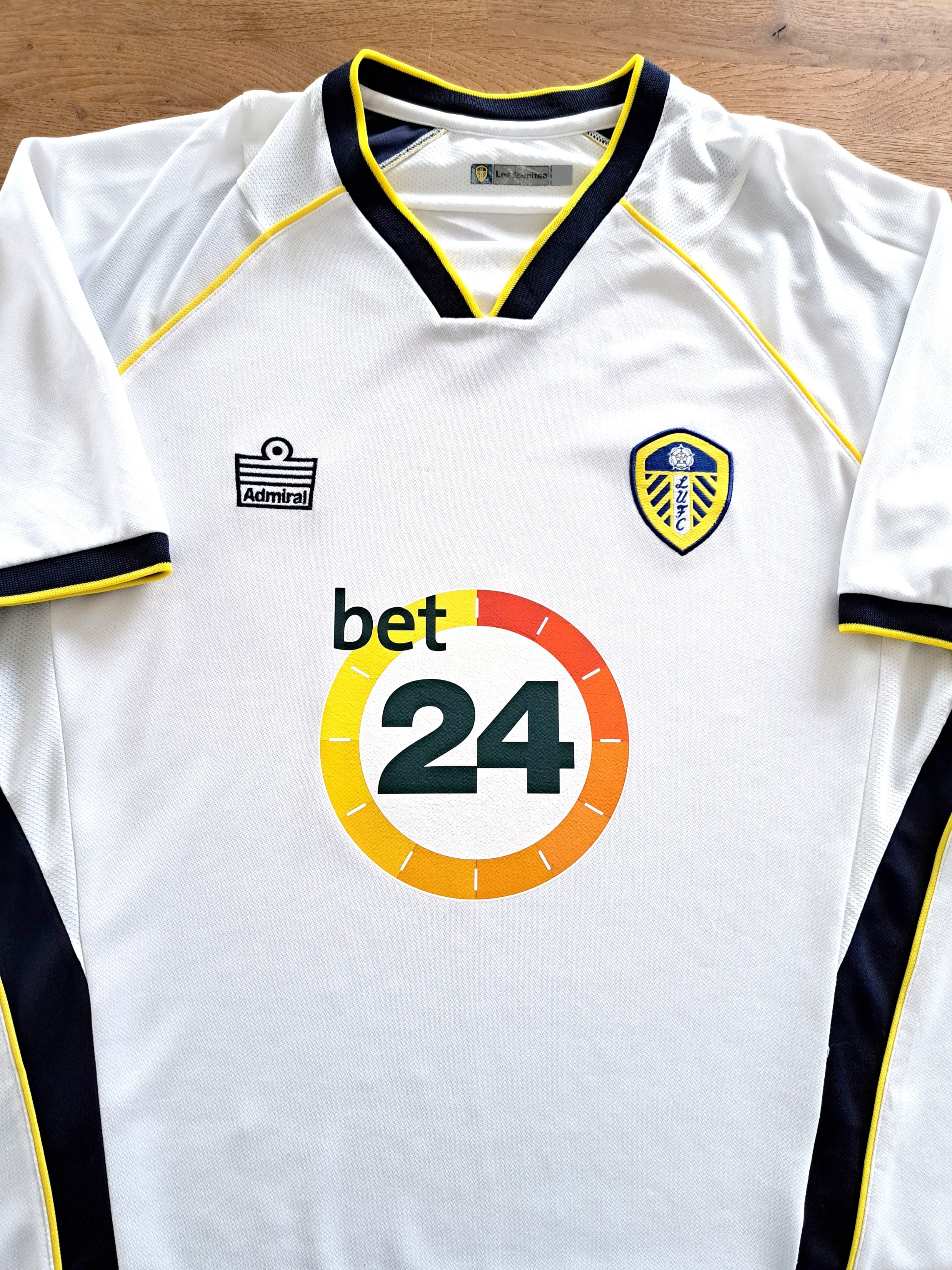 2006/07 Leeds Utd Home Football Shirt