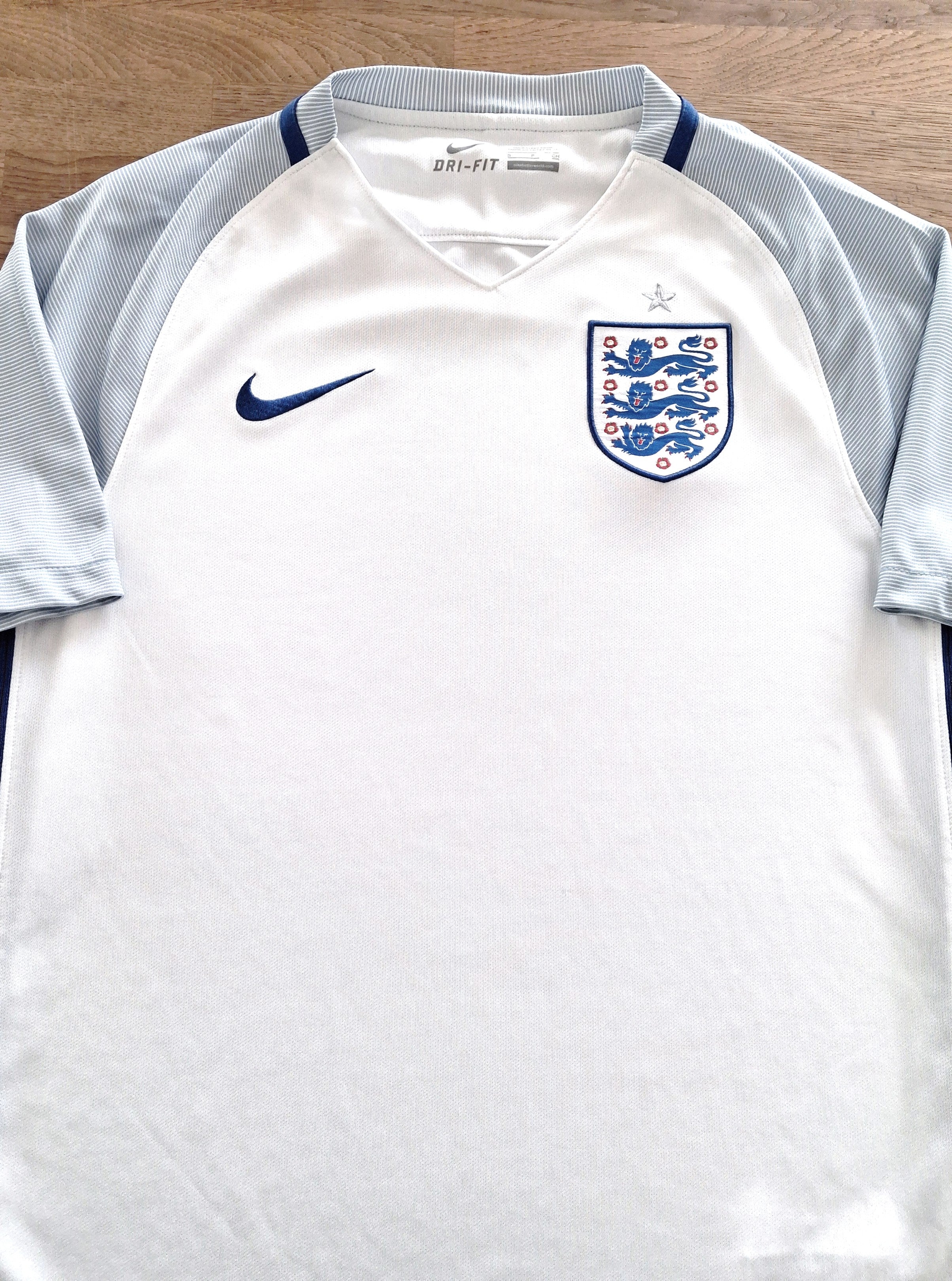 2016/17 England Home Football Shirt