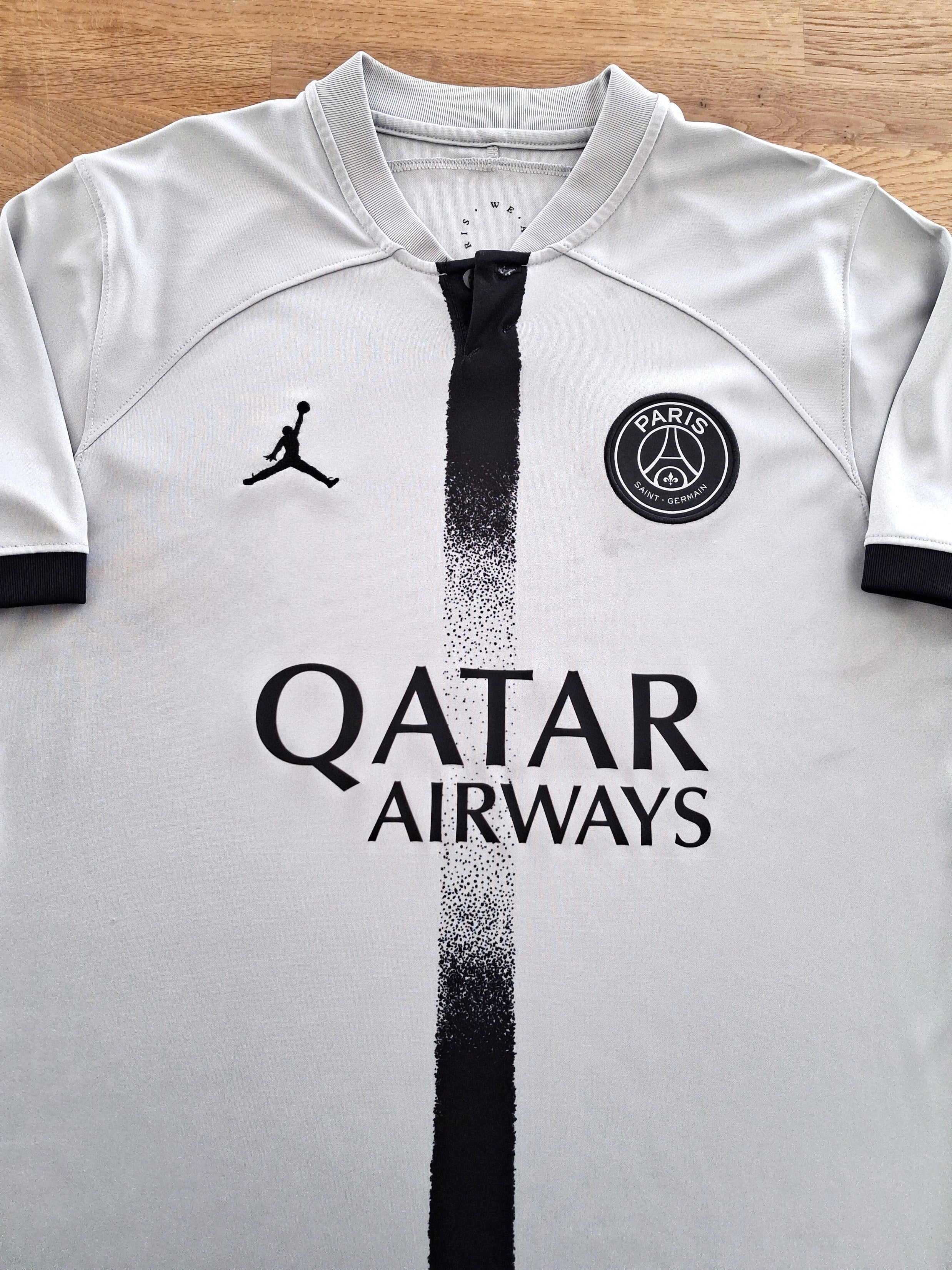 2022/23 PSG Away Football Shirt