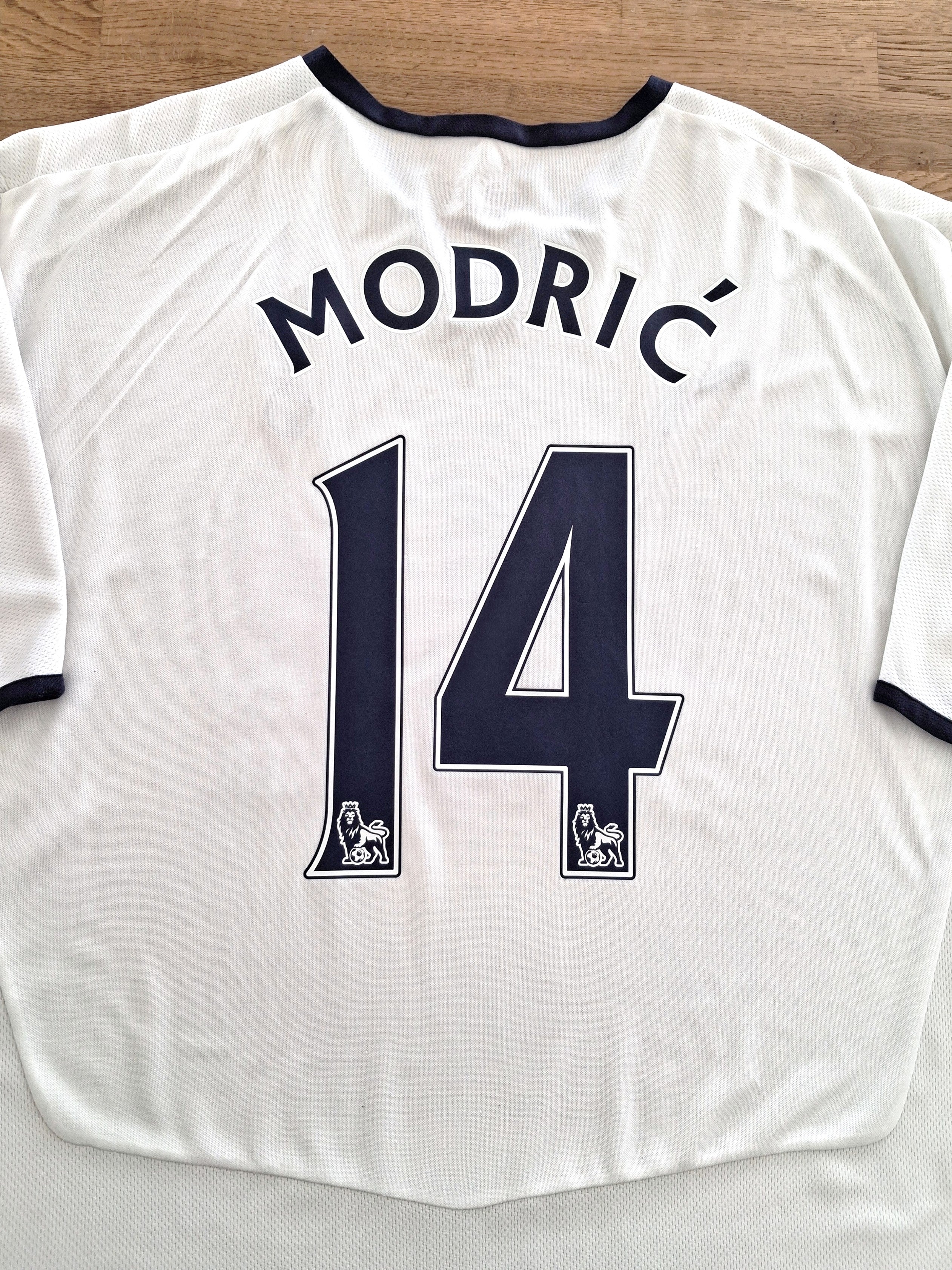 2008/09 Tottenham Home Premier League Football Shirt Modrić
