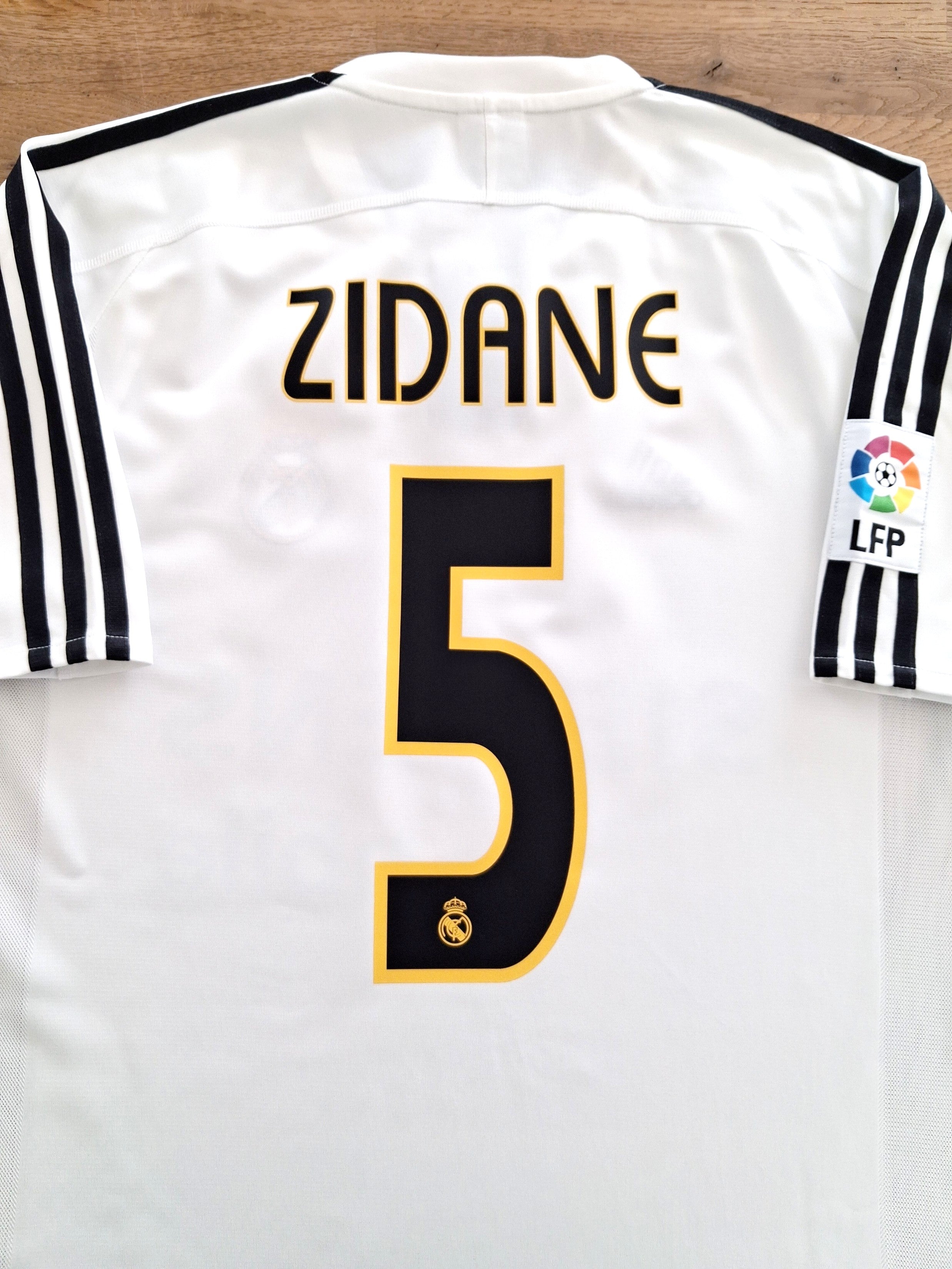 2003/04 Real Madrid Home La Liga Football Shirt Zidane #5