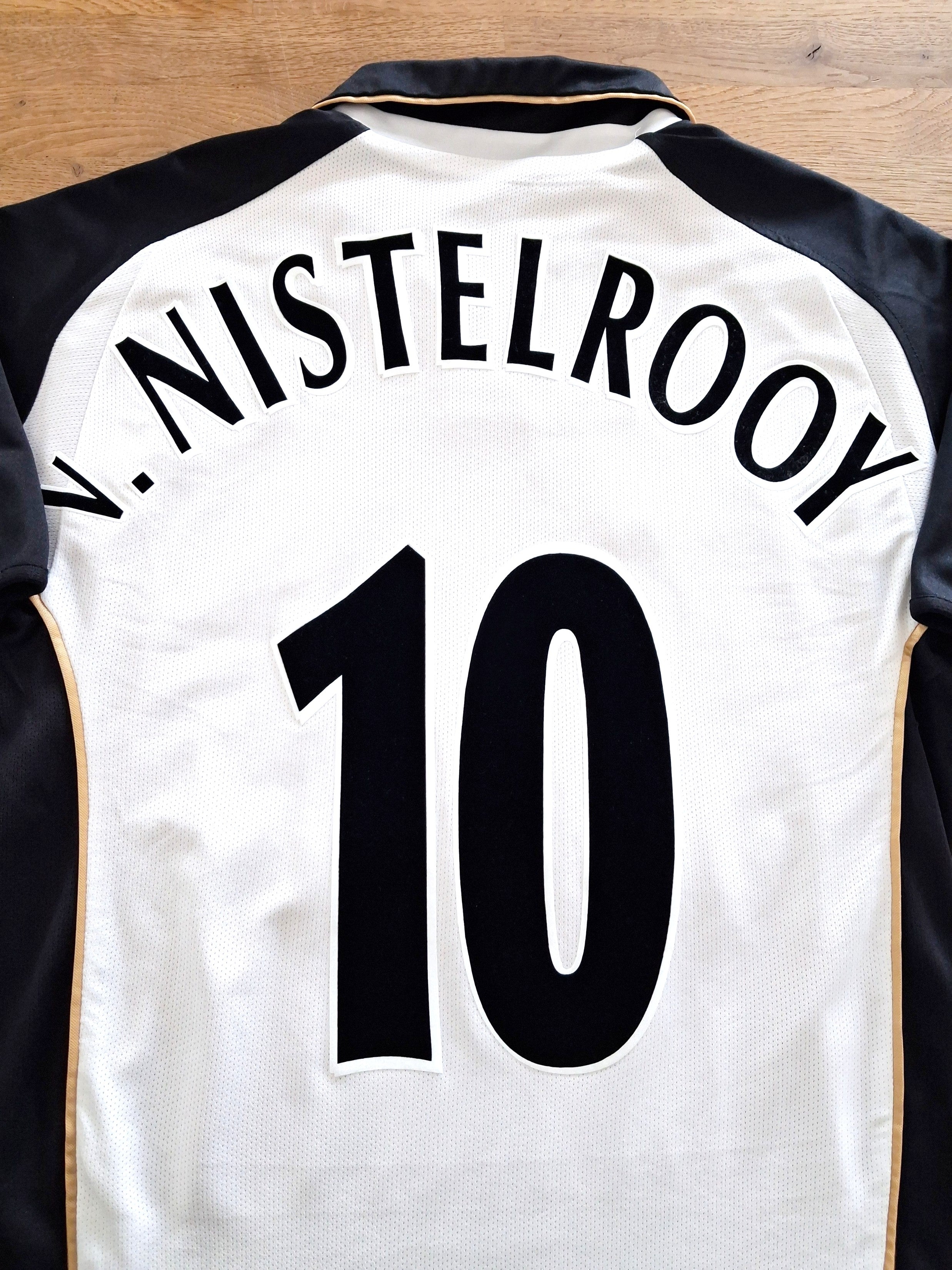 2001/02 Man Utd Away Centenary Football Shirt v. Nistelrooy #10