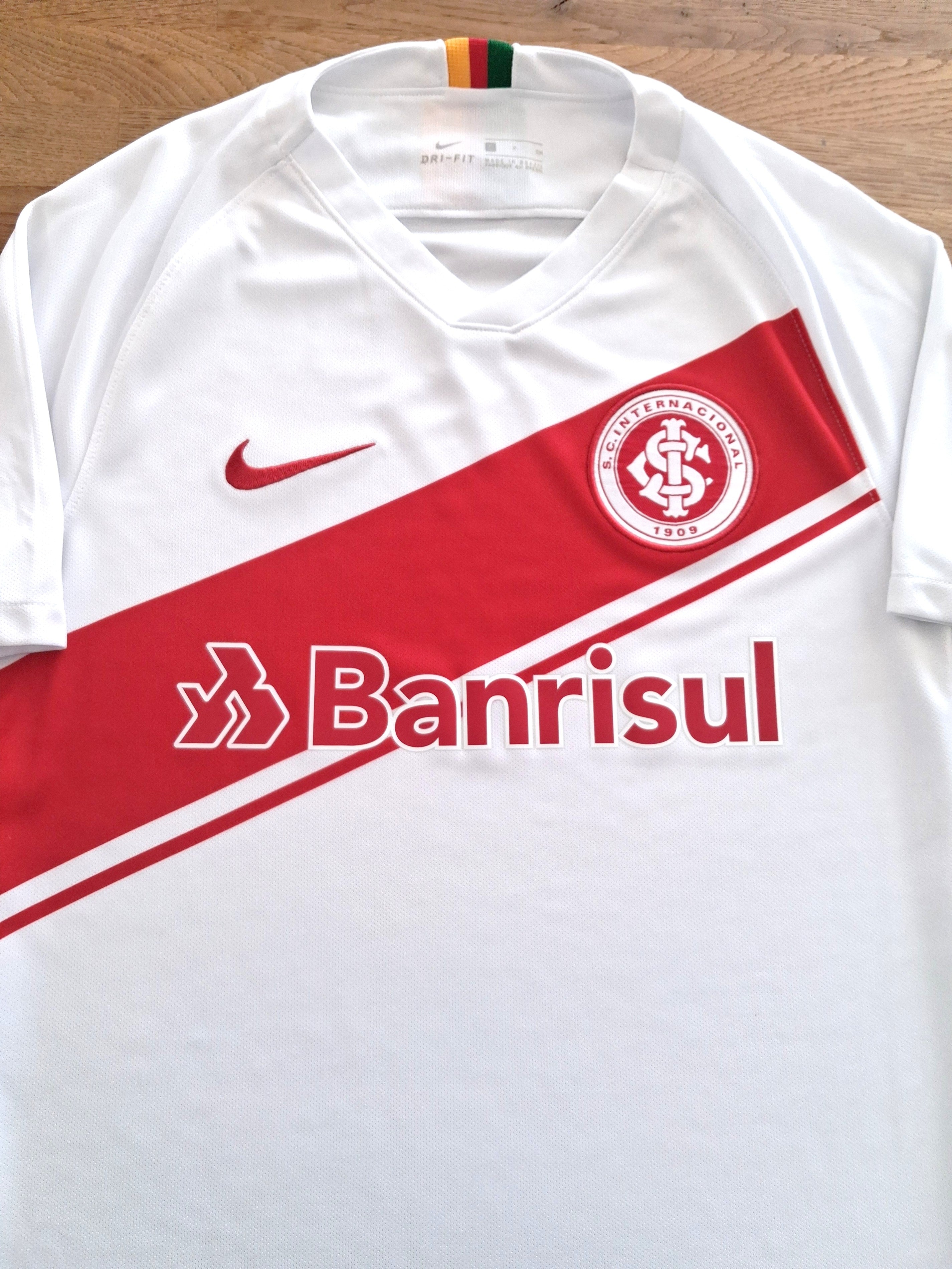2019 Internacional Away Football Shirt