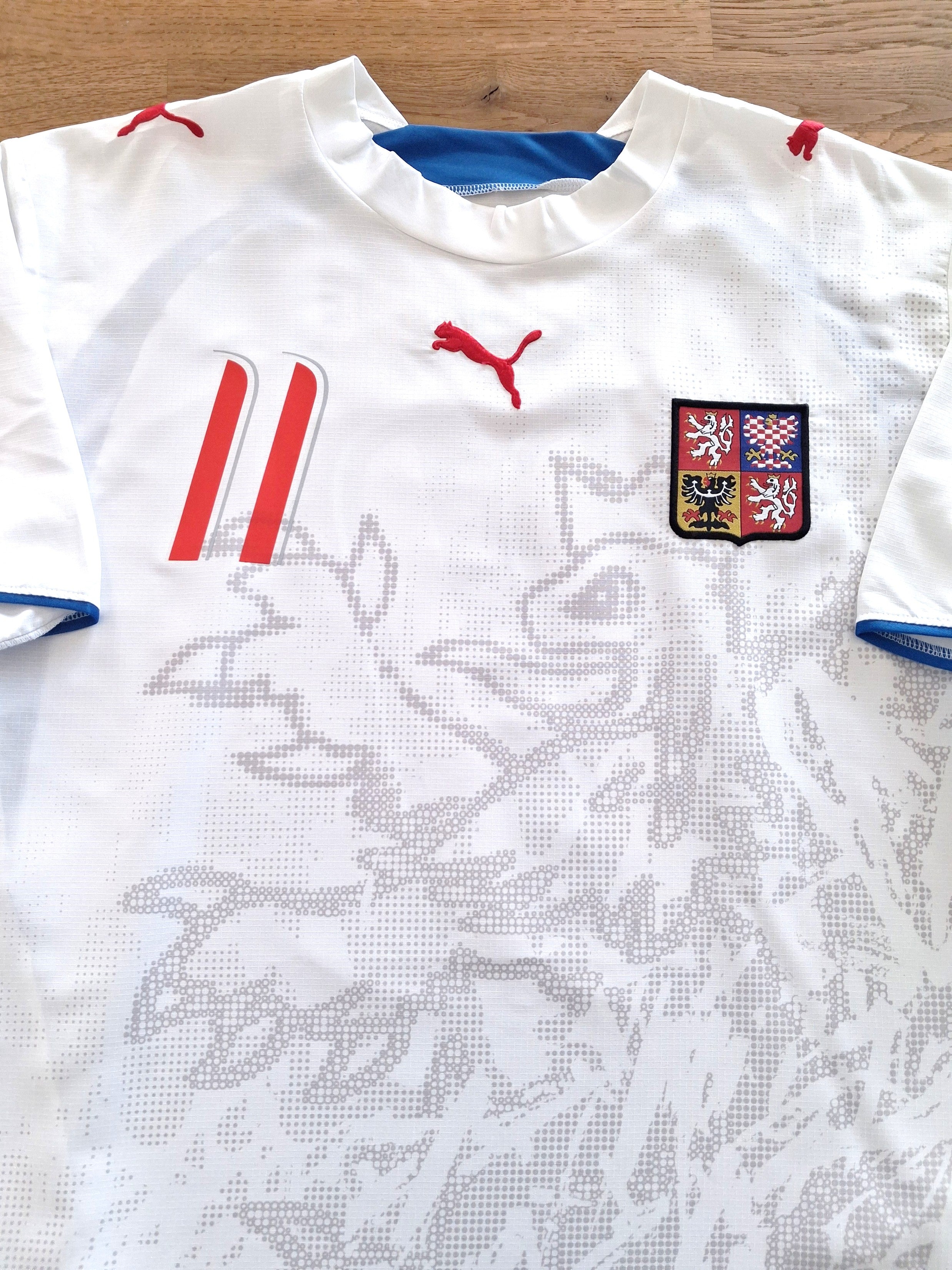 2006/07 Czech Republic Away Football Shirt Nedved #11
