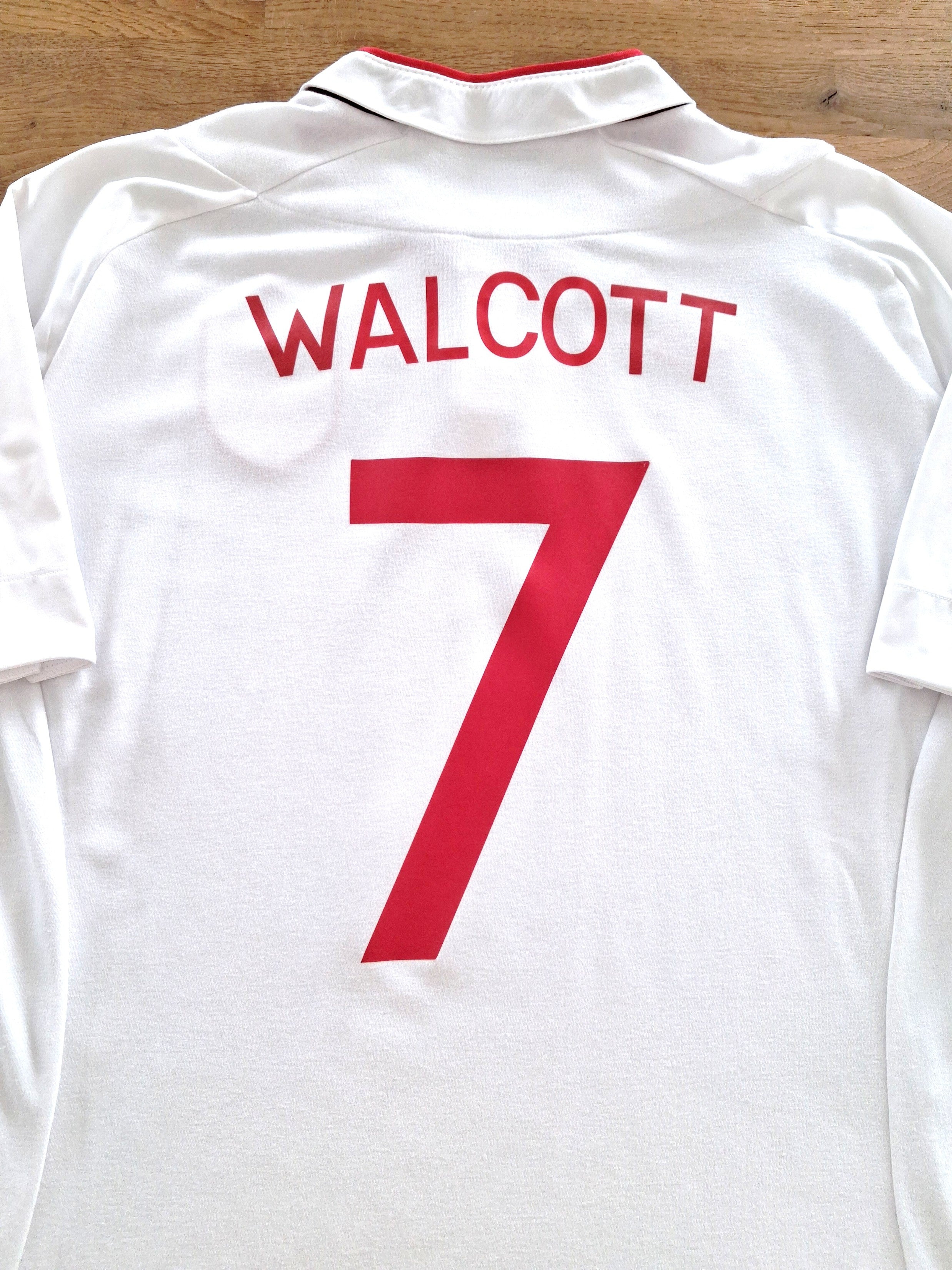 2012/13 England Home Football Shirt Walcott #7