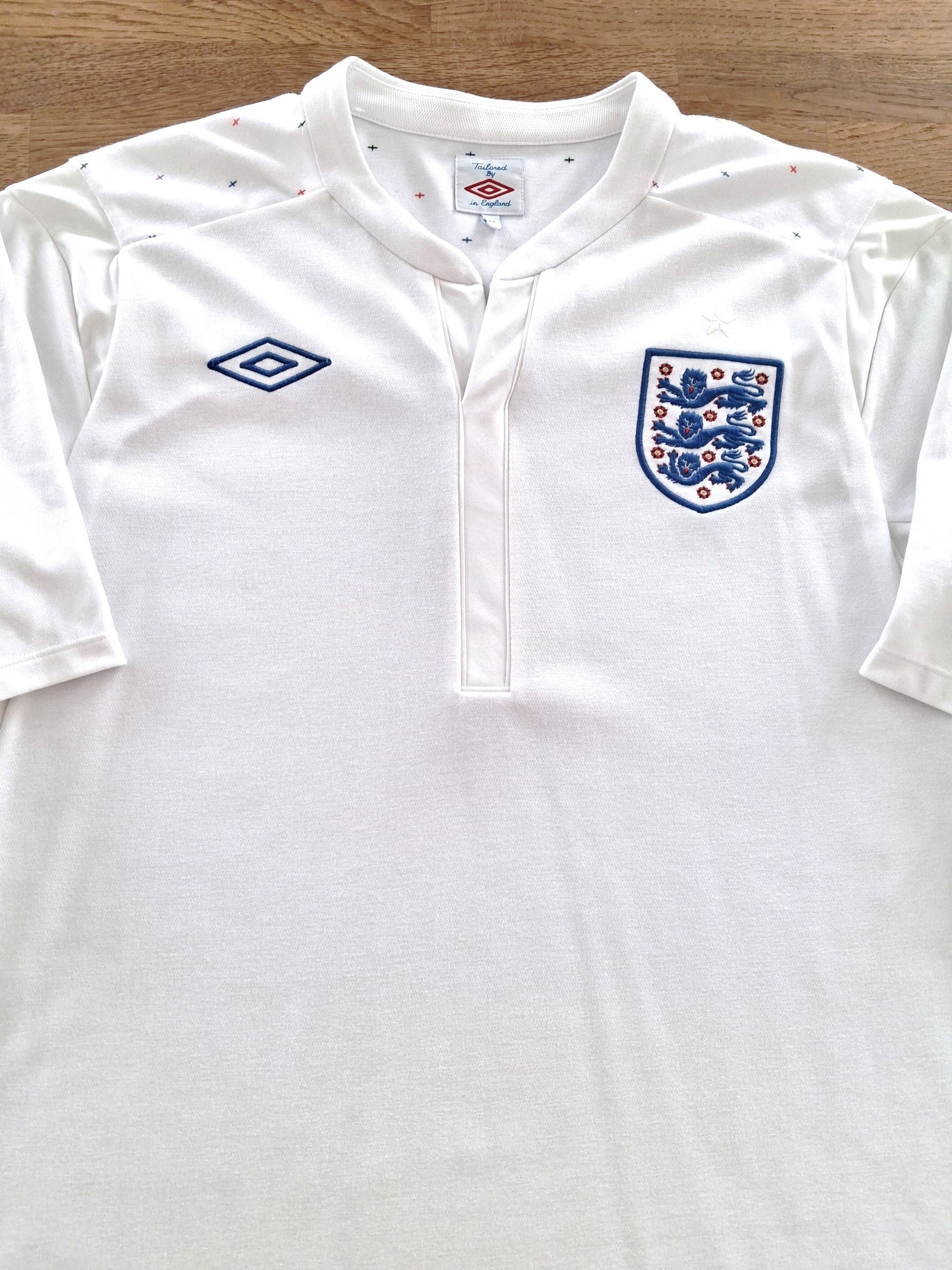 2010/11 England Home Football Shirt