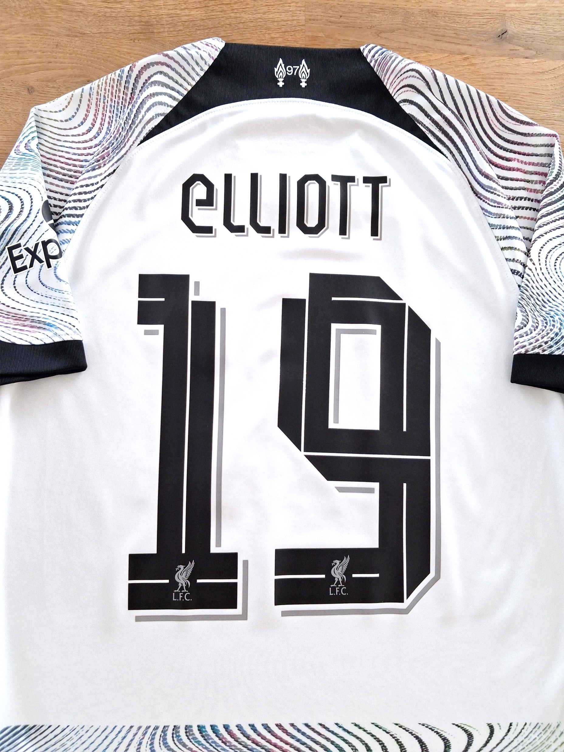 2022/23 Liverpool Away Football Shirt Elliot #19