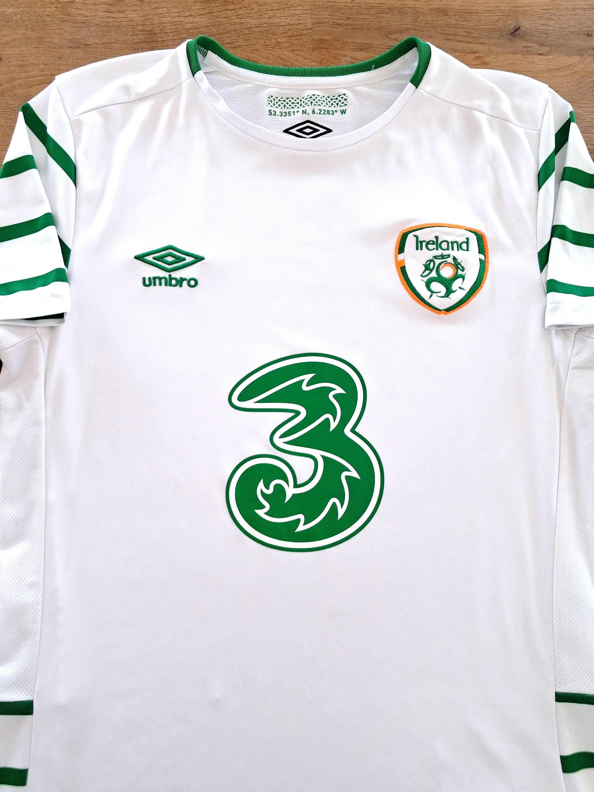 2016/17 Republic of Ireland Away Football Shirt