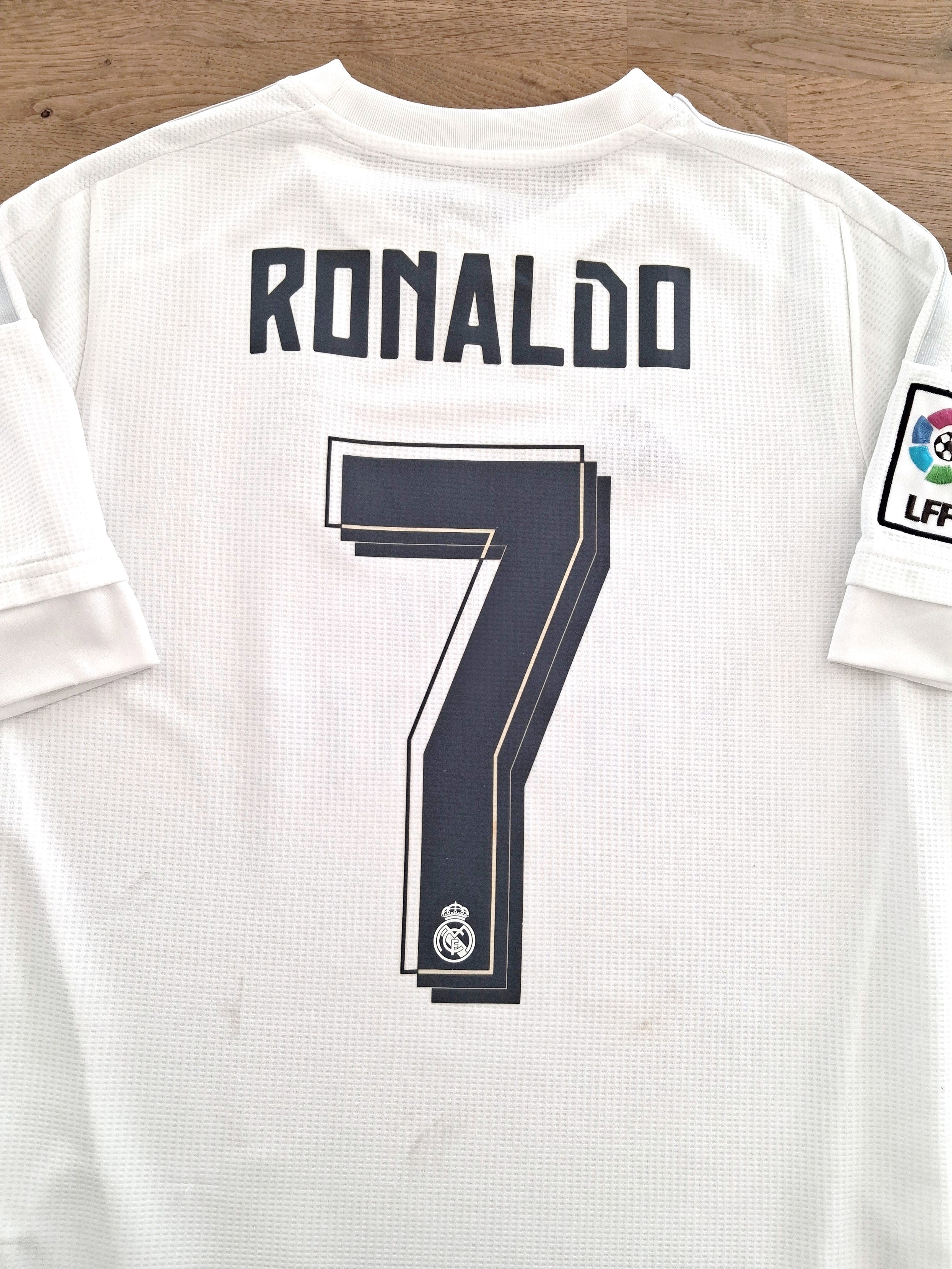2015/16 Real Madrid Home La Liga Football Shirt Ronaldo #7