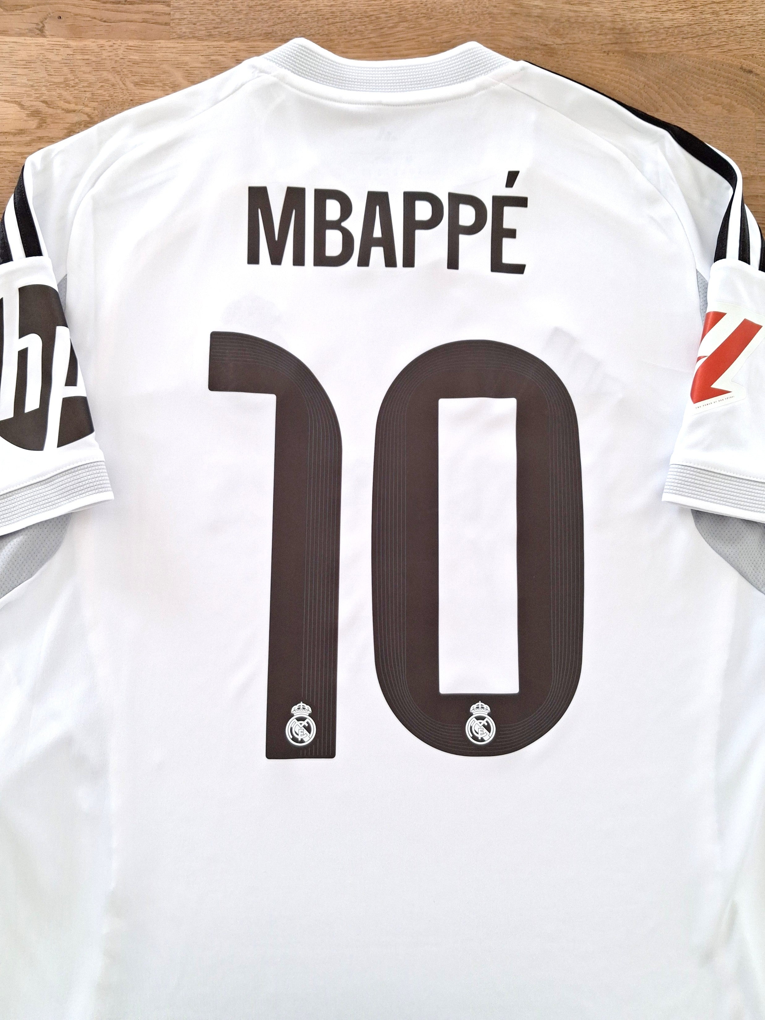 2025/26 Real Madrid Home 'Intercontinental Champions' Football Shirt Mbappé #10