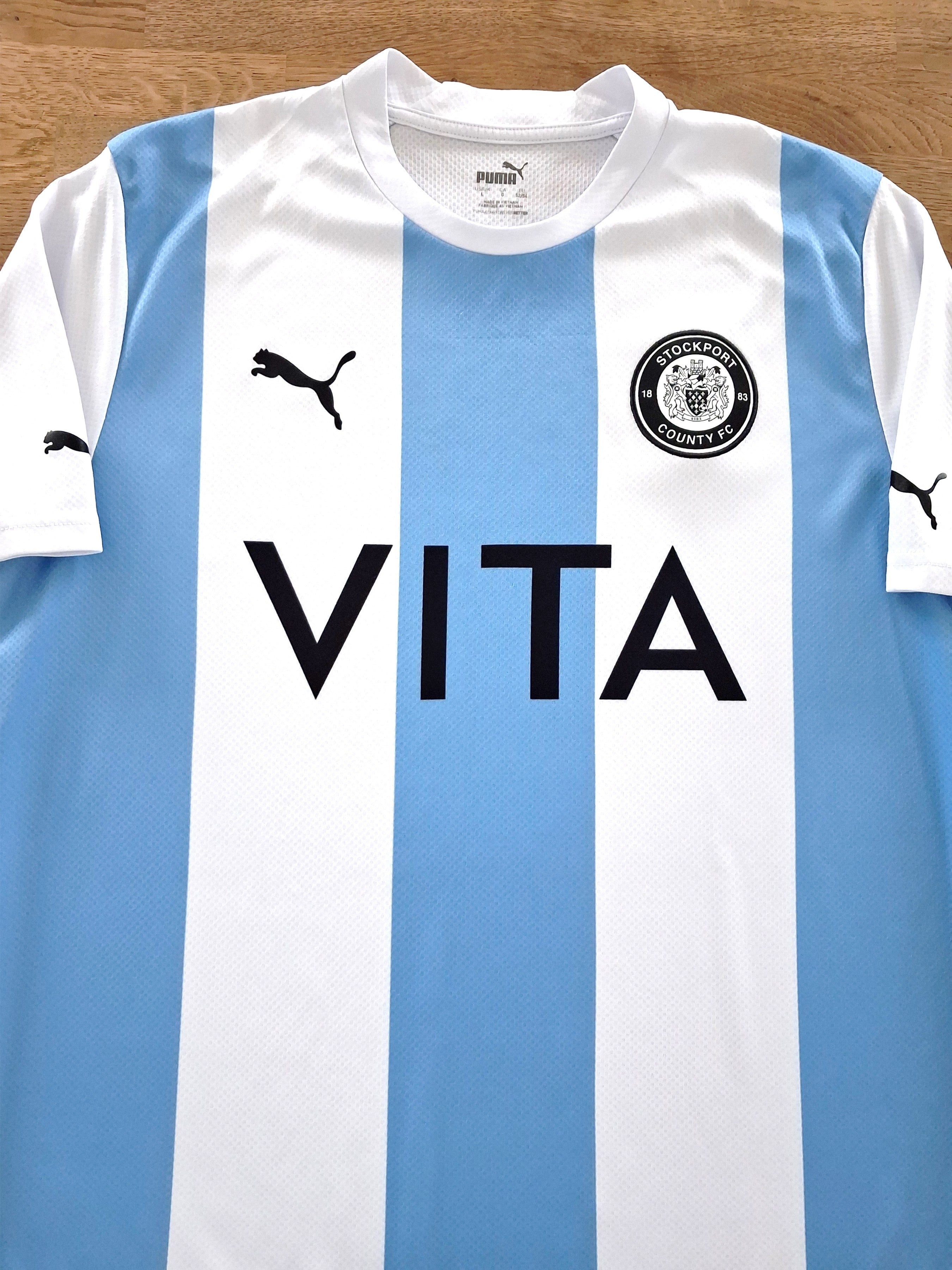 2022/23 Stockport County Away Football Shirt