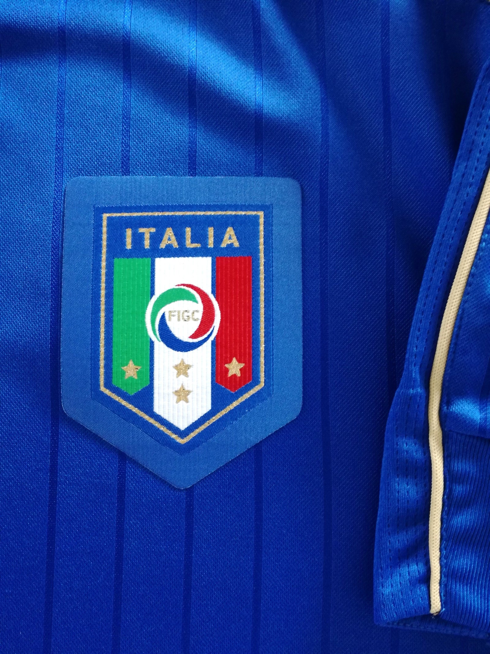 2016/17 Italy Home Football Shirt (S)