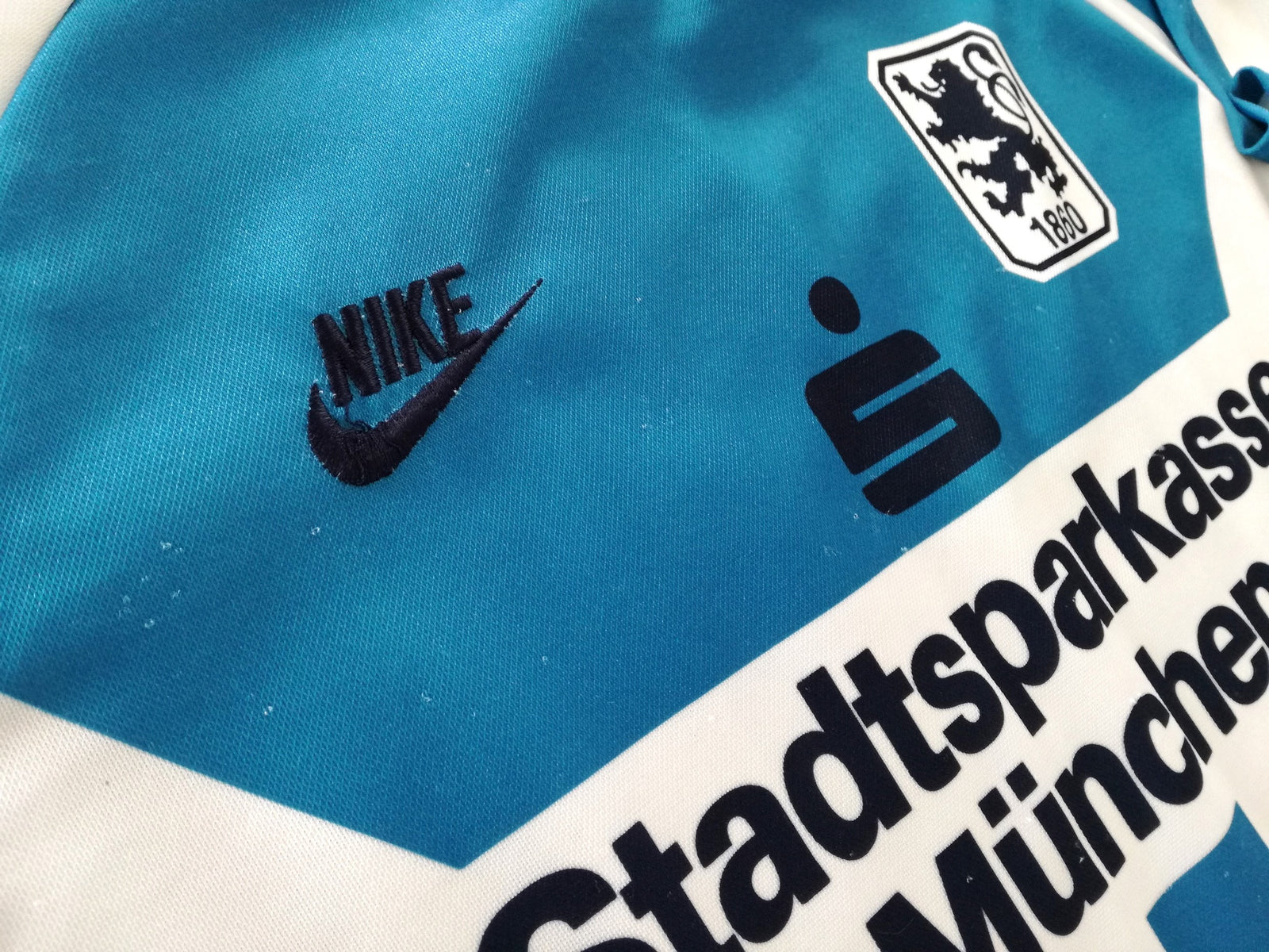 1995/96 1860 Munich Home Player Issue Football Shirt. #11 (S)