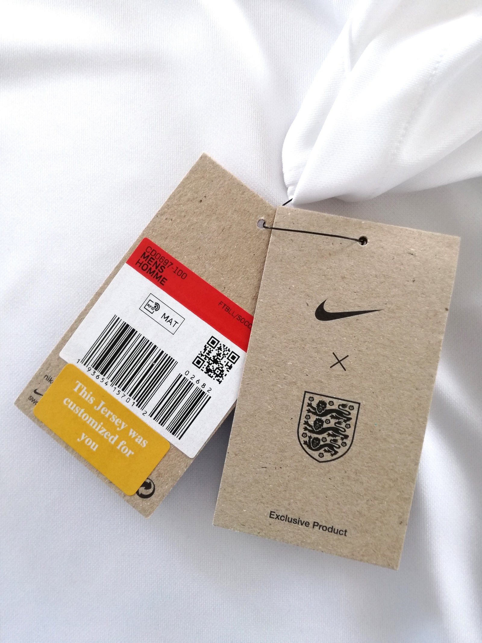 2020/21 England Home Football Shirt Shaw #3 (L) *BNWT*