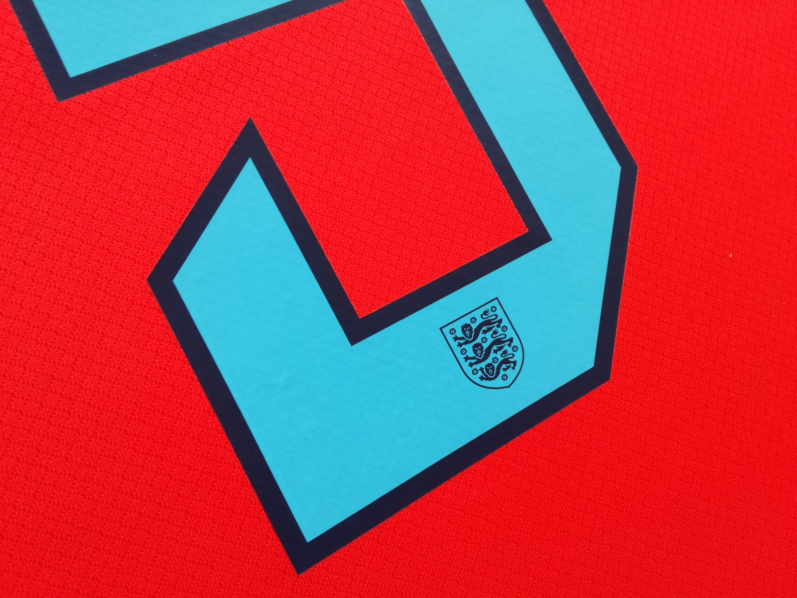 2022/23 England Away Football Shirt Kane #9 (L) *BNWT*