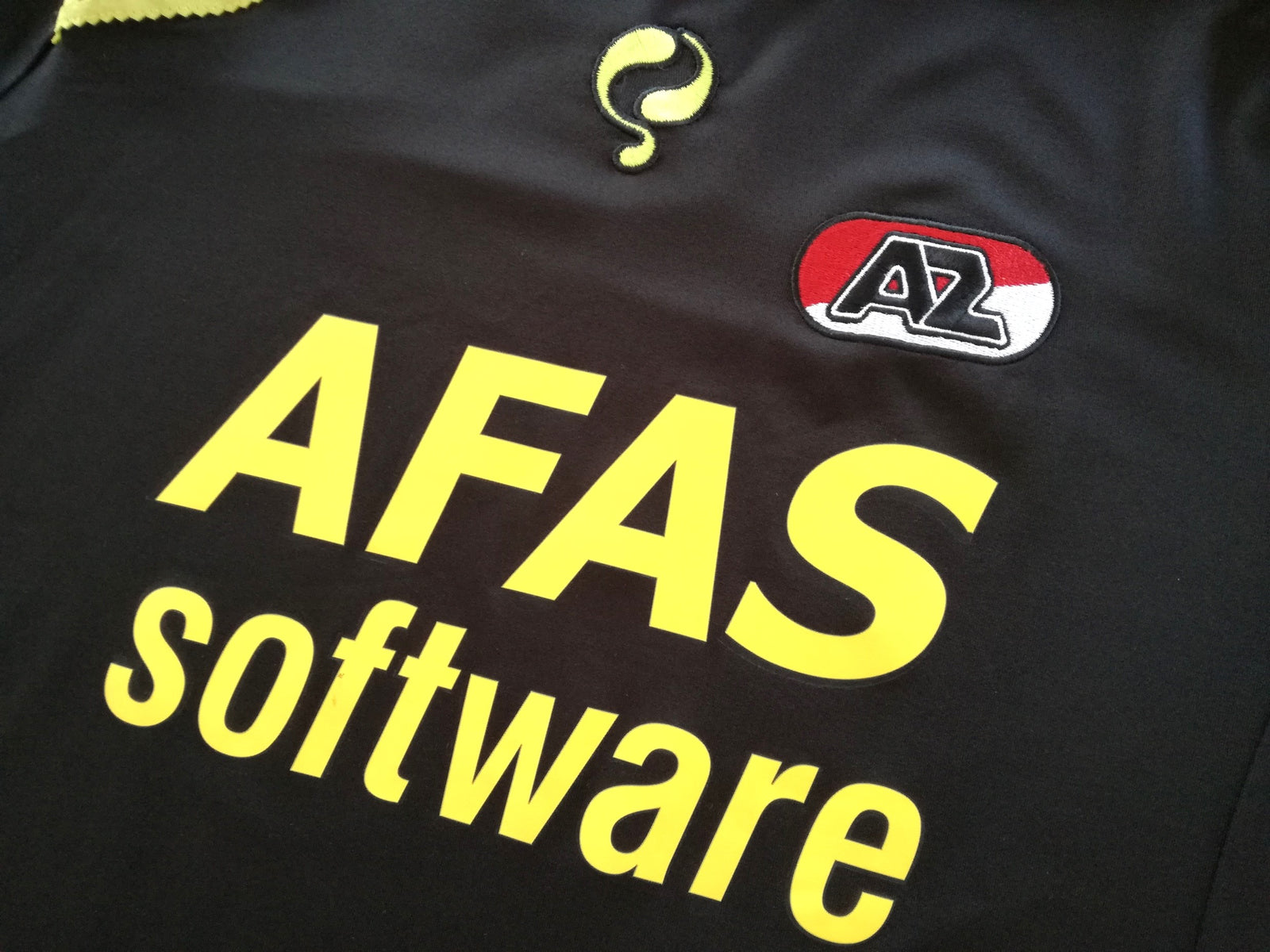 2010/11 AZ Alkmaar Goalkeeper Football Shirt (L)